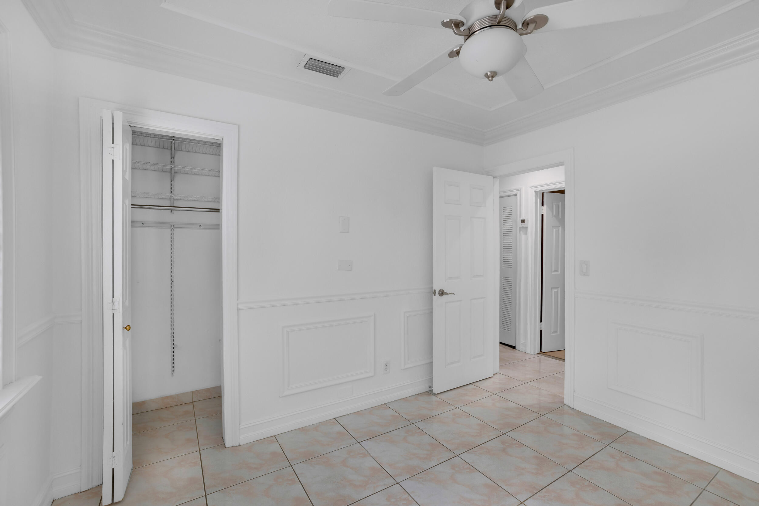 242 W 19th Street Property Photo 13