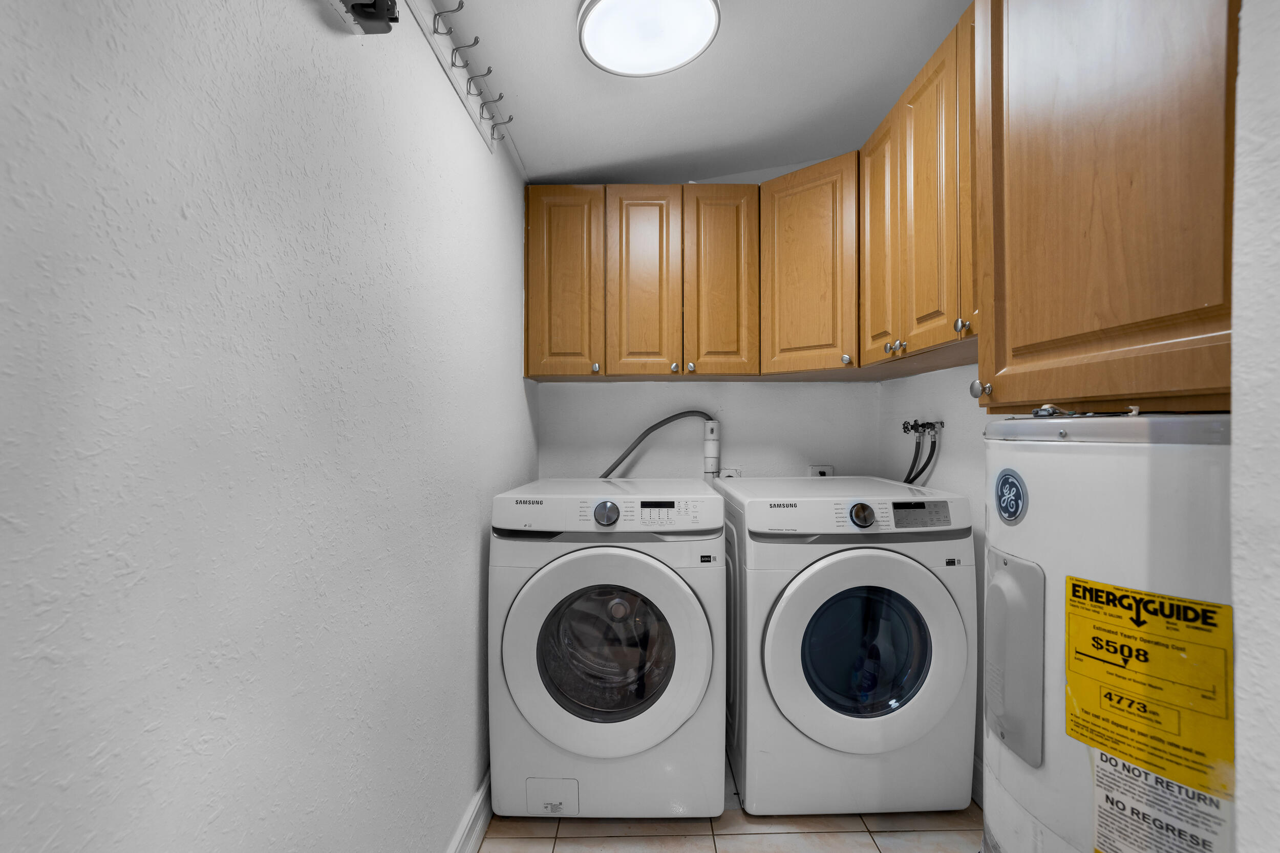 242 W 19th Street Property Photo 16