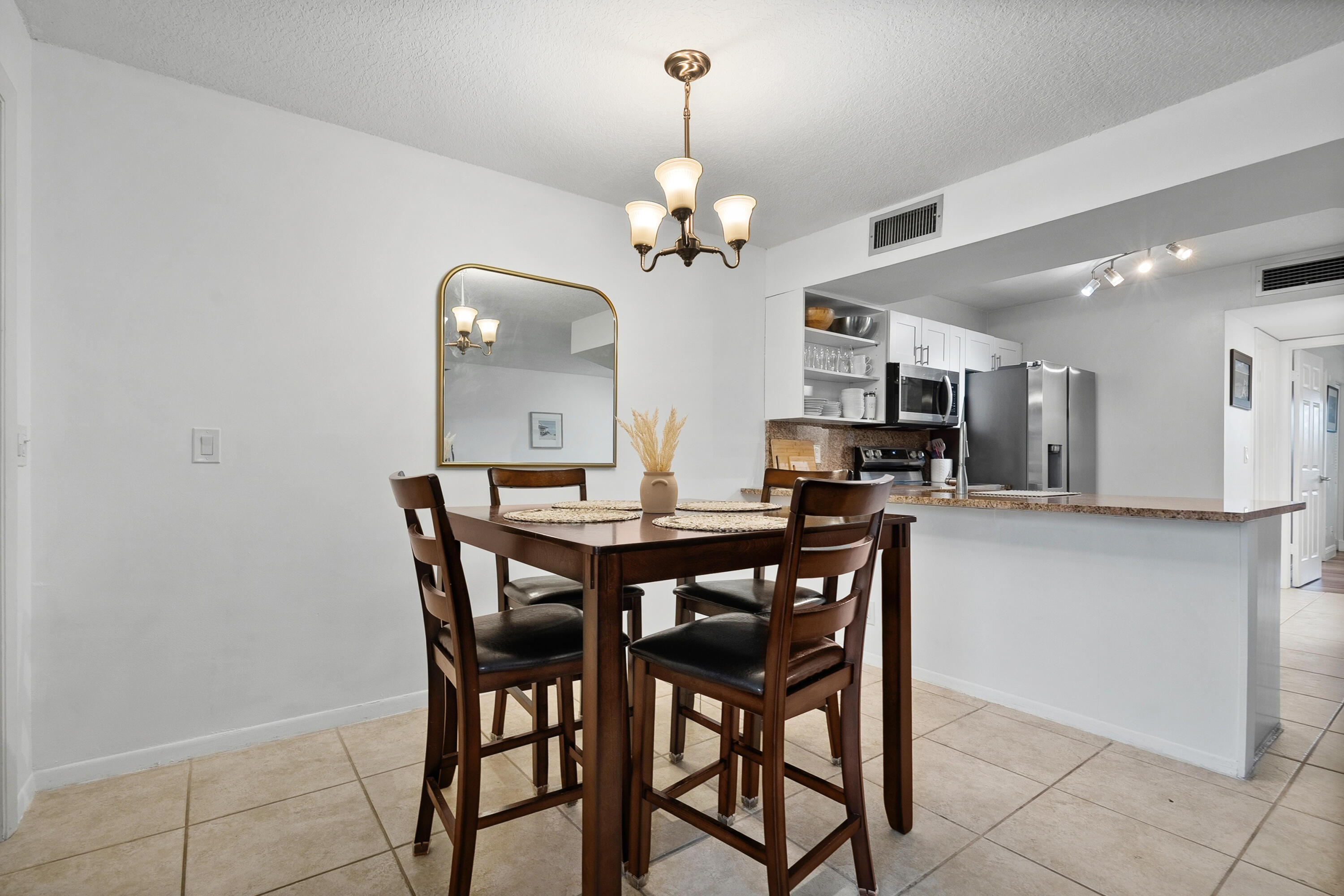 1605 S Us Highway 1 303v6 Property Photo 8