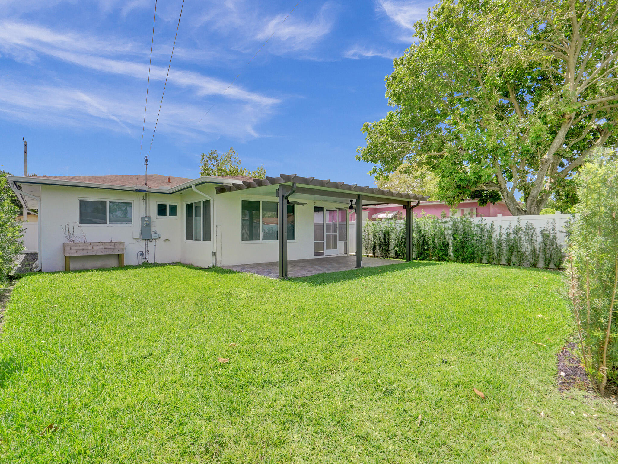 4309 Johnson Street Property Photo 8