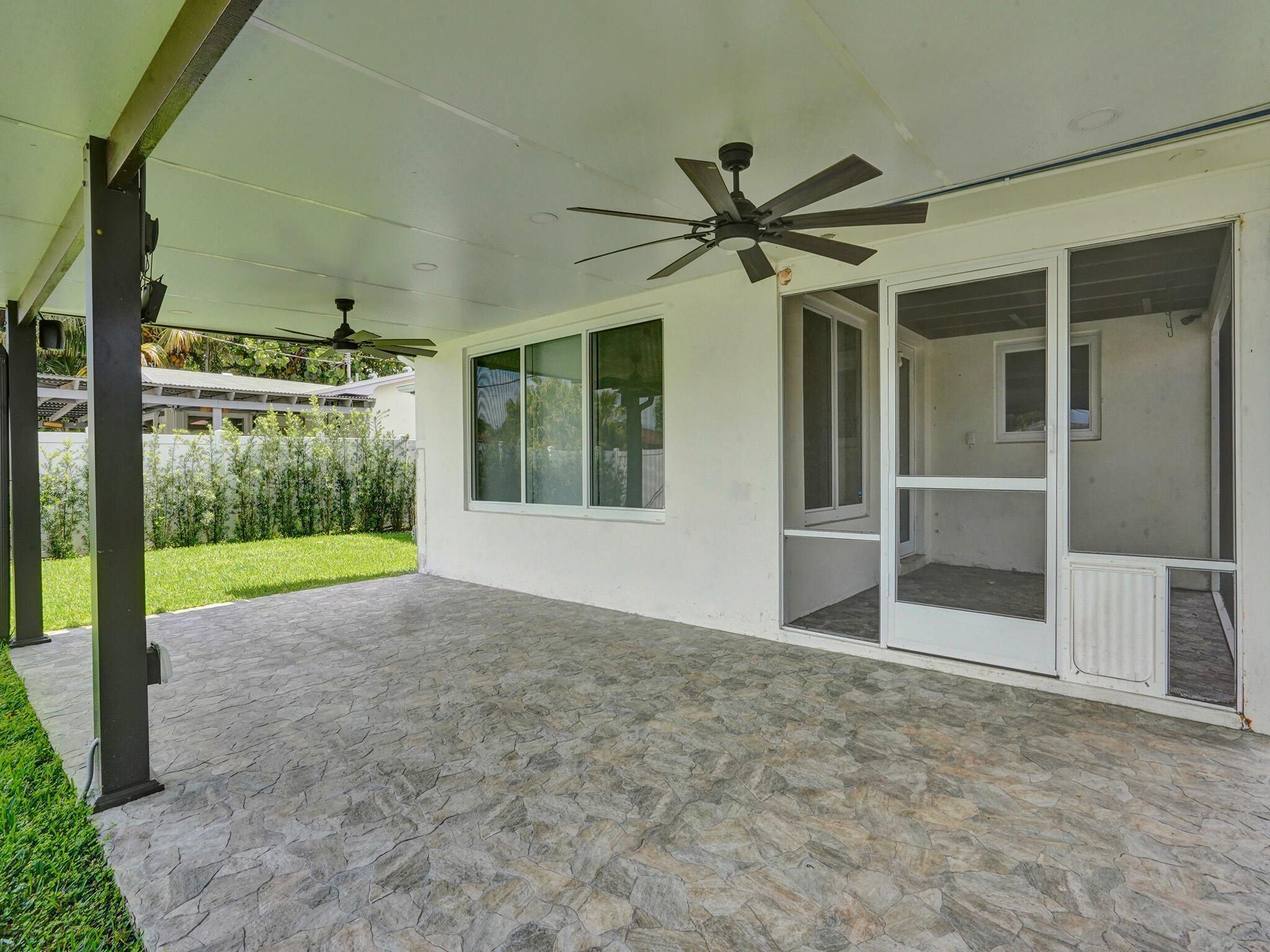 4309 Johnson Street Property Photo 12