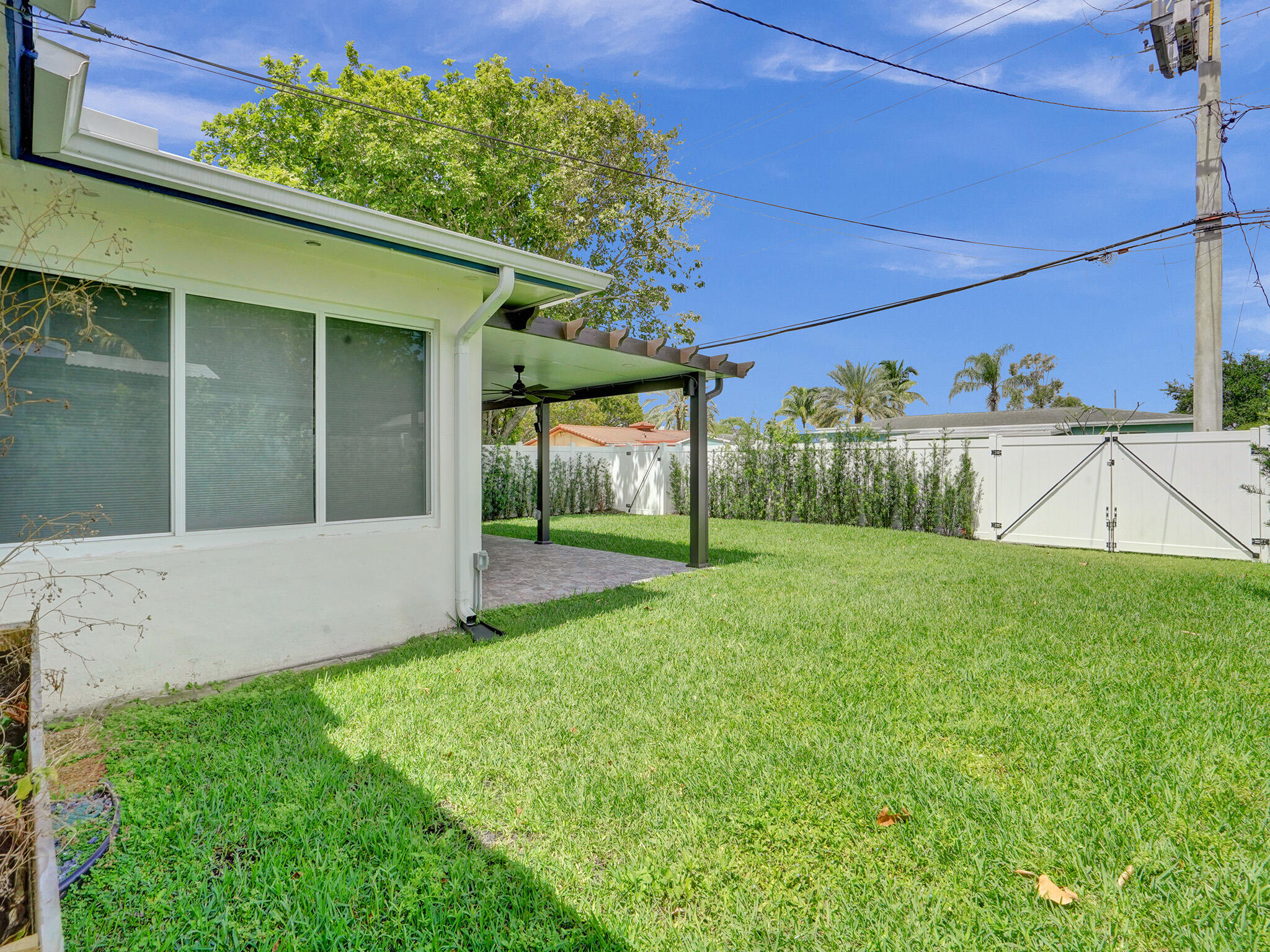 4309 Johnson Street Property Photo 15