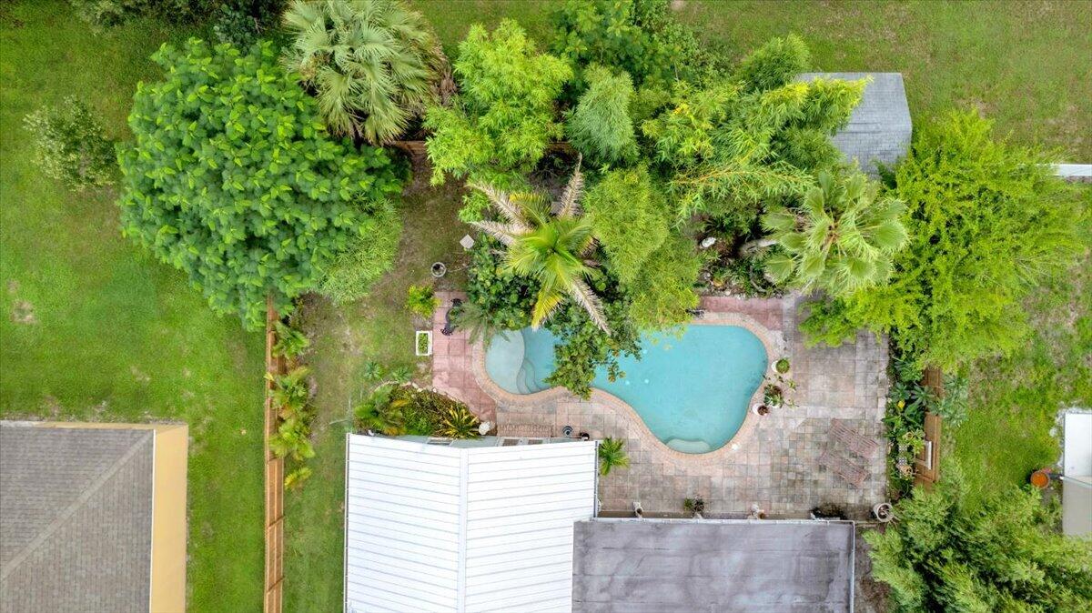 2513 Sw Calender Street Property Photo 7
