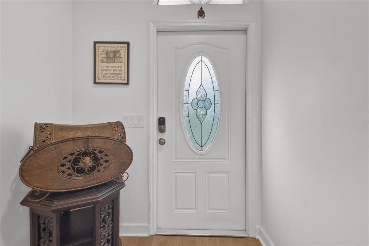 2513 Sw Calender Street Property Photo 8