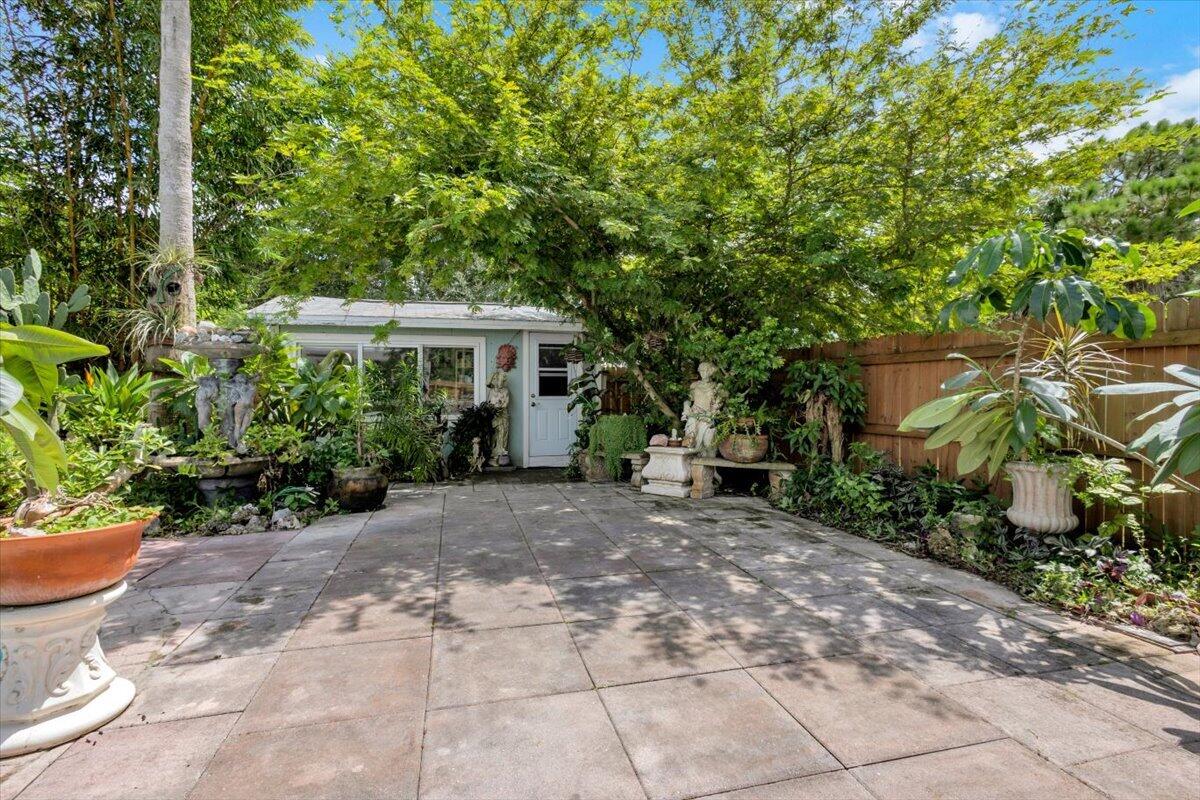 2513 Sw Calender Street Property Photo 37