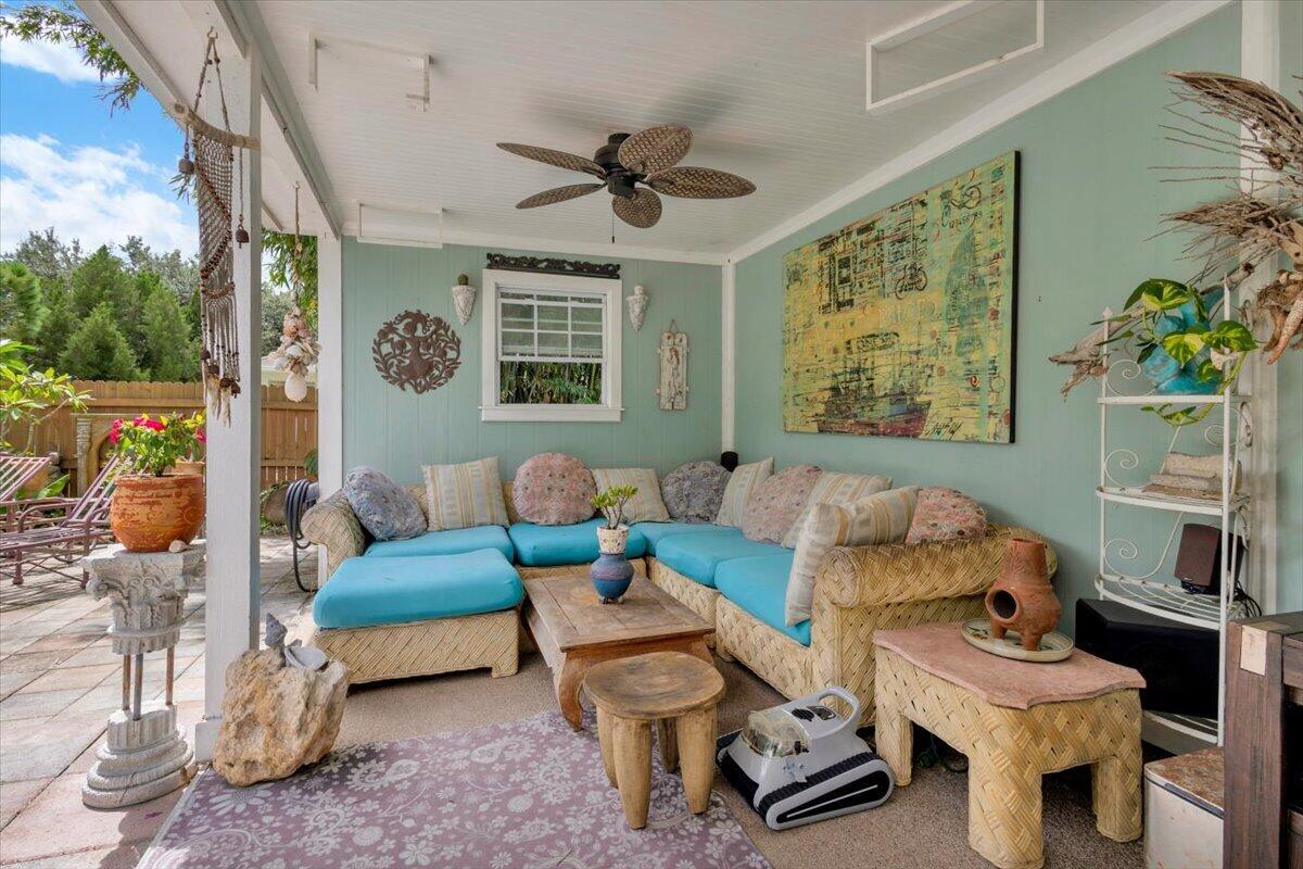 2513 Sw Calender Street Property Photo 40