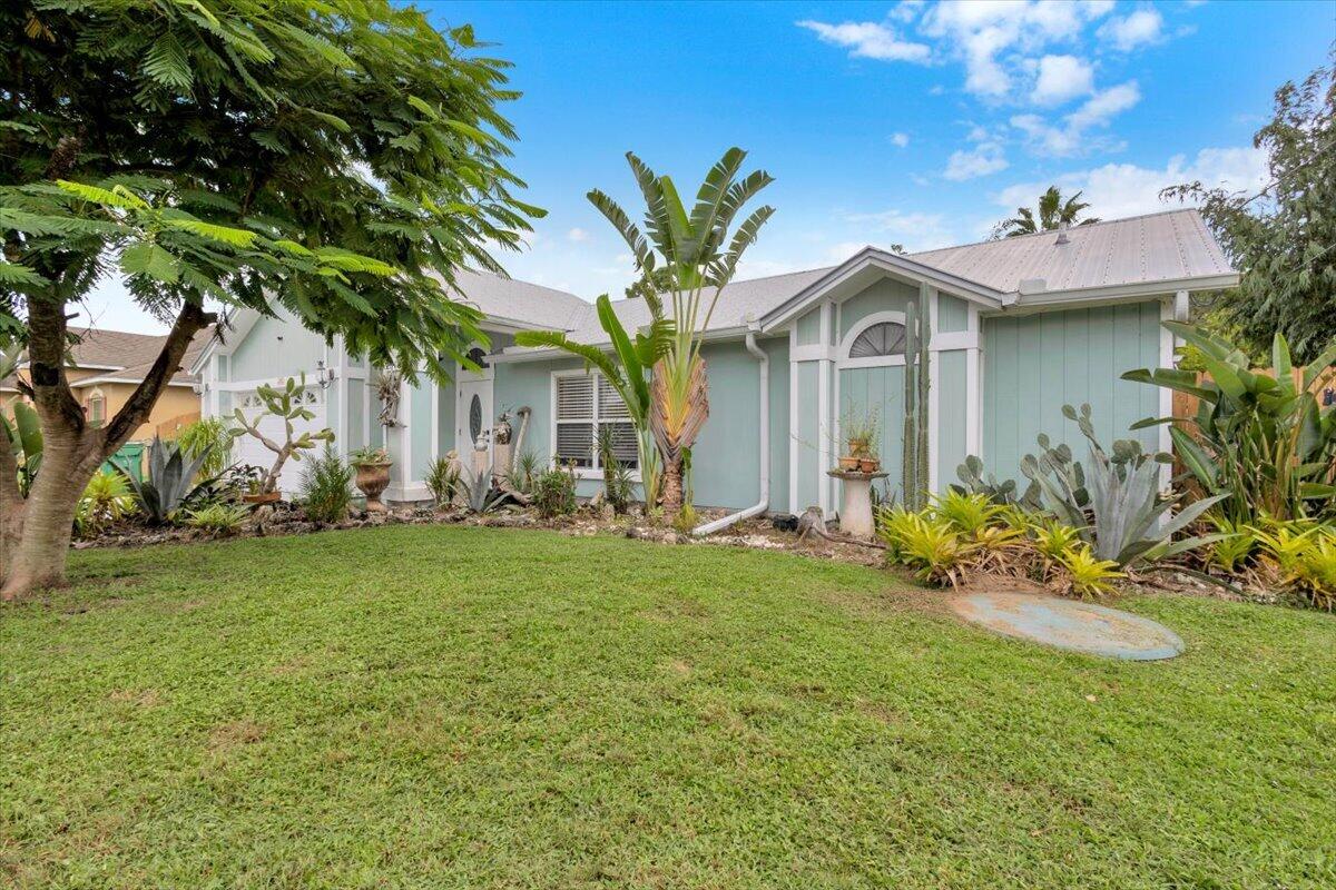 2513 Sw Calender Street Property Photo 44