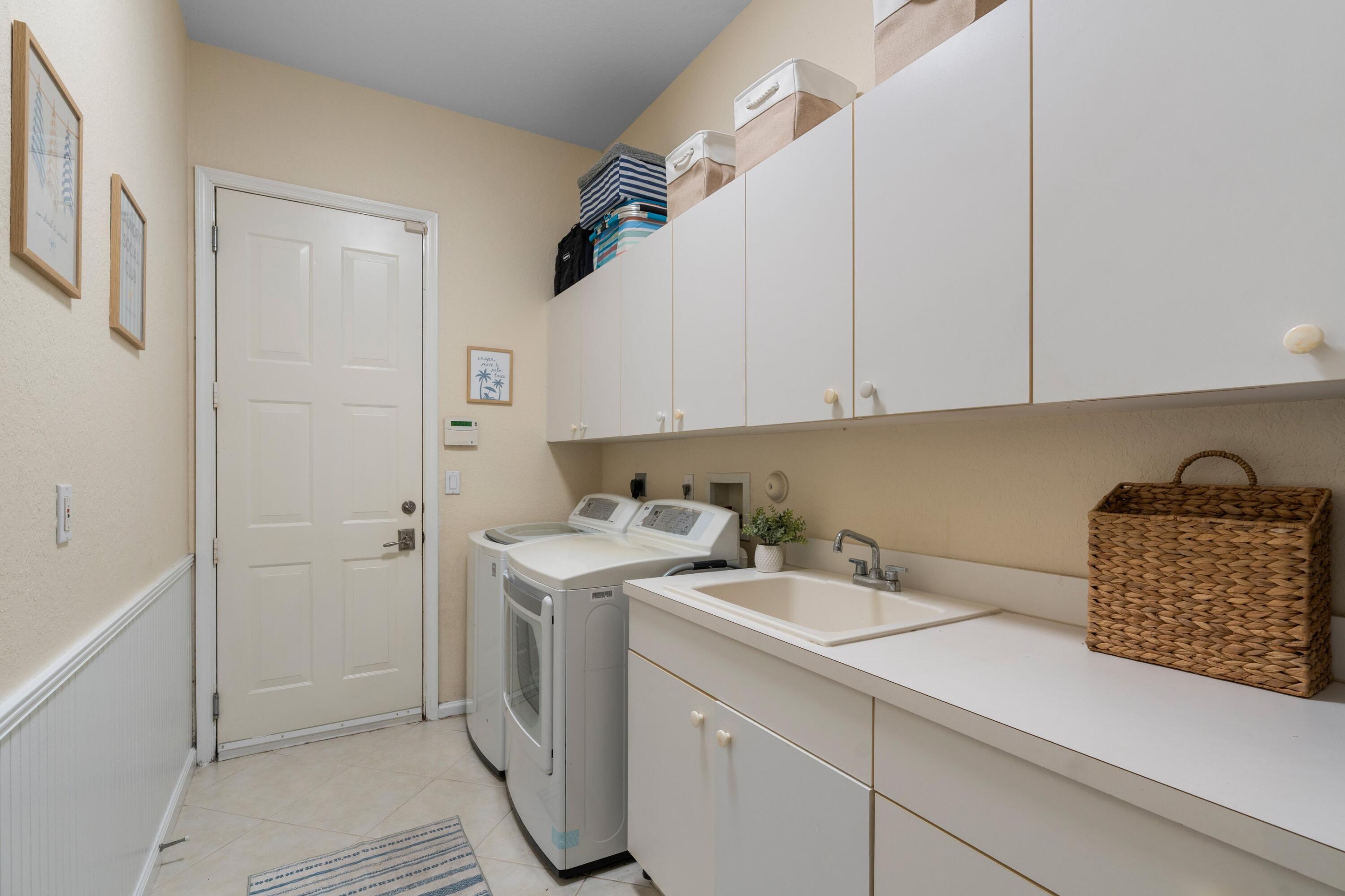 11848 Osprey Point Circle Property Photo 32
