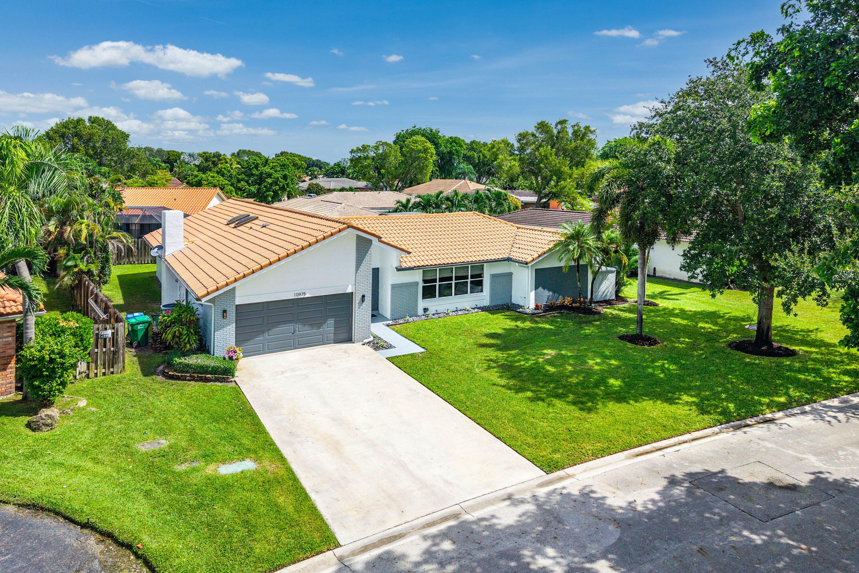10975 Nw 19th Street Property Photo 1