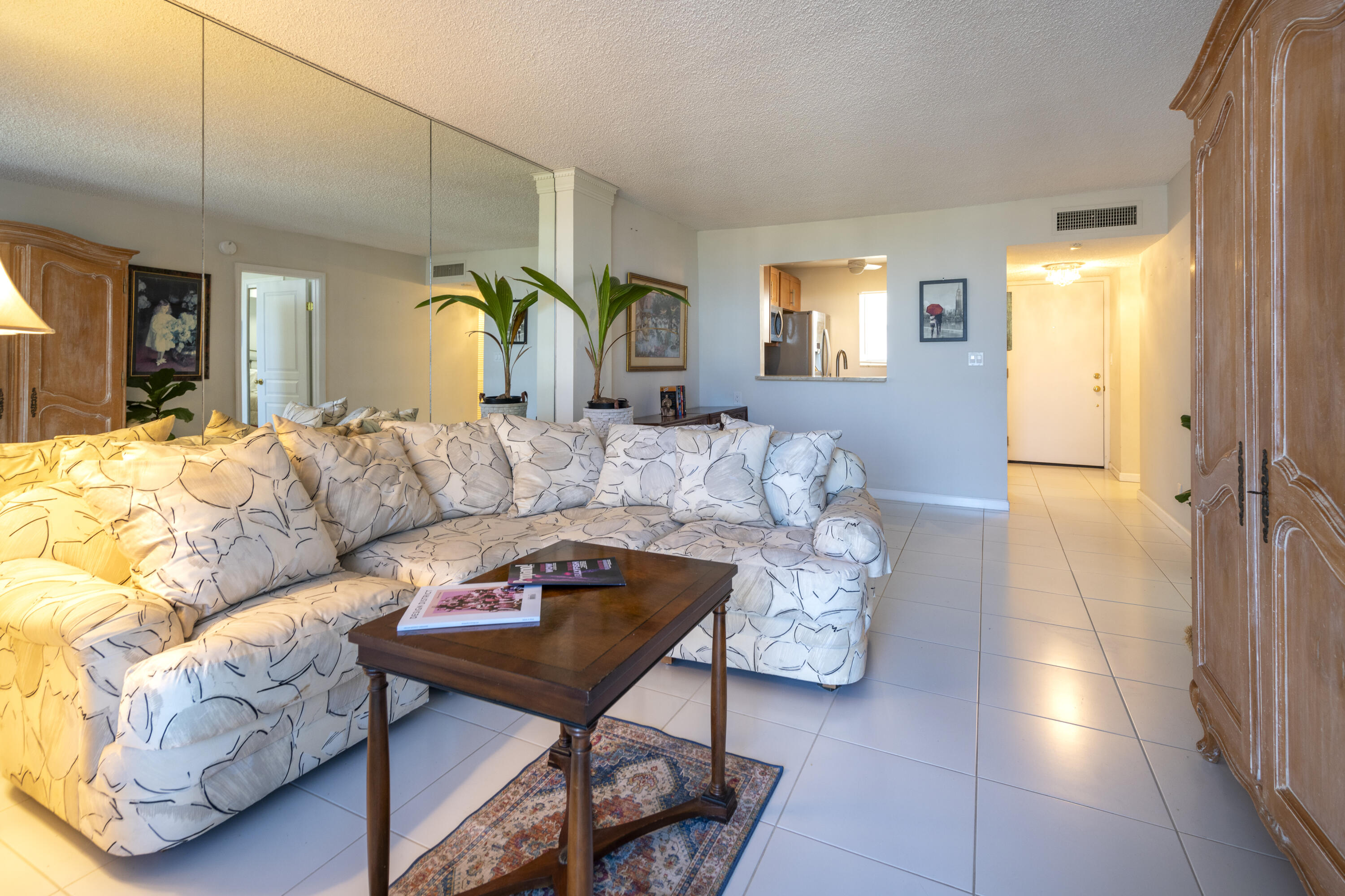 1391 S Ocean 803 Property Photo 6