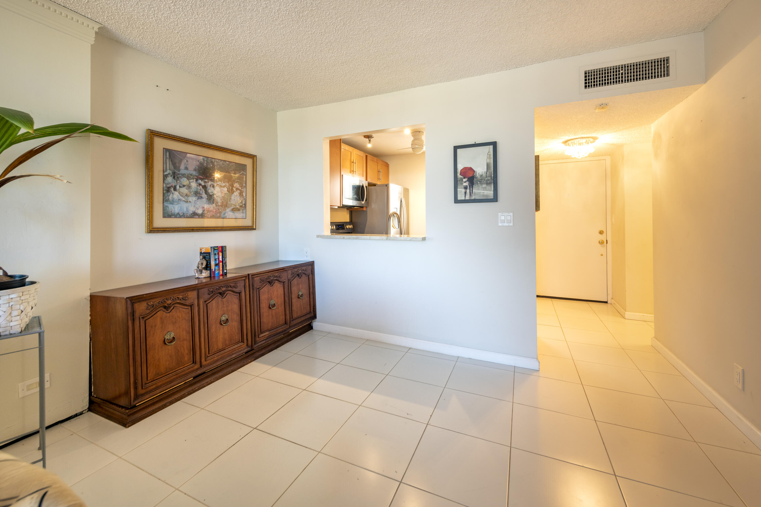 1391 S Ocean 803 Property Photo 7