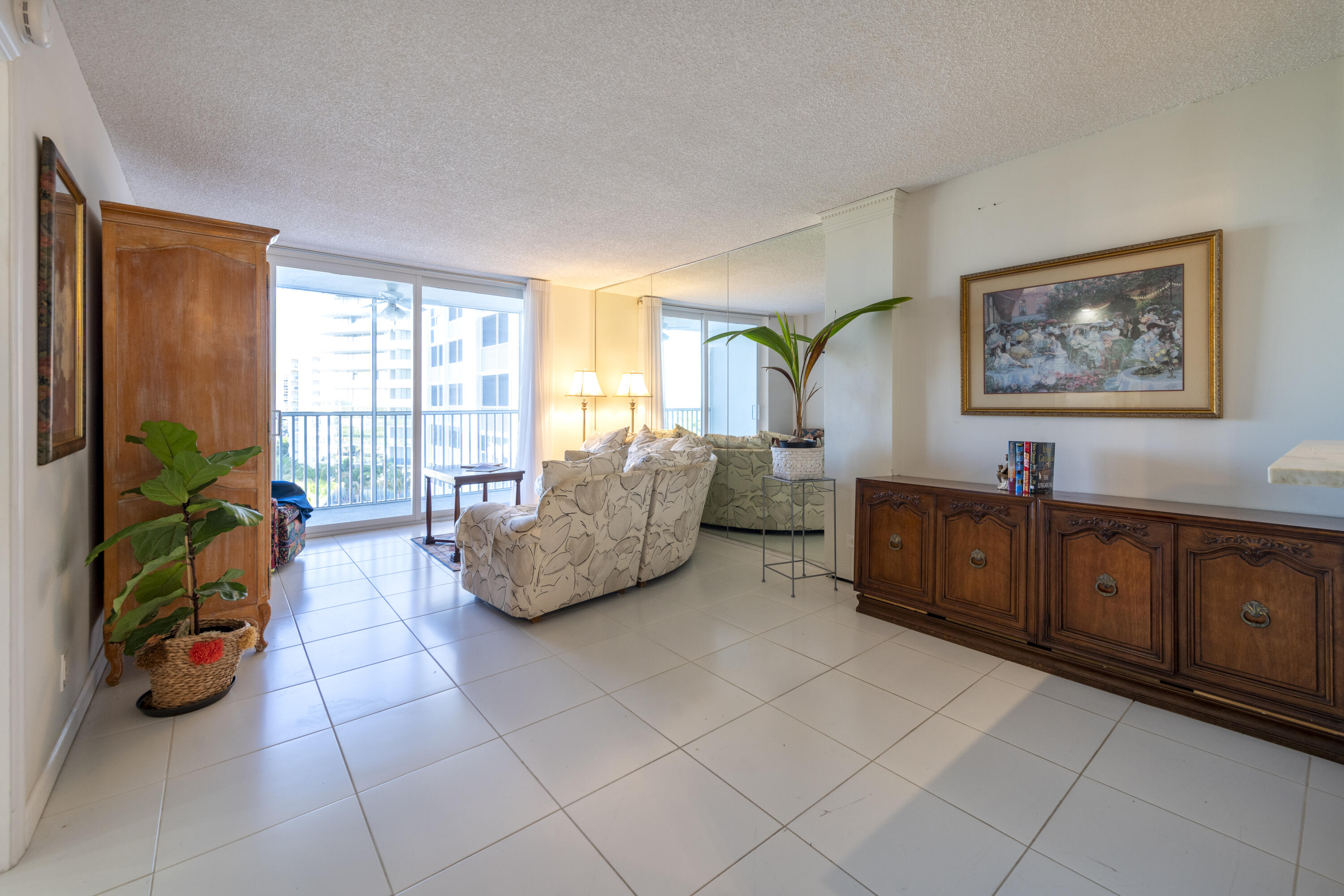 1391 S Ocean 803 Property Photo 9