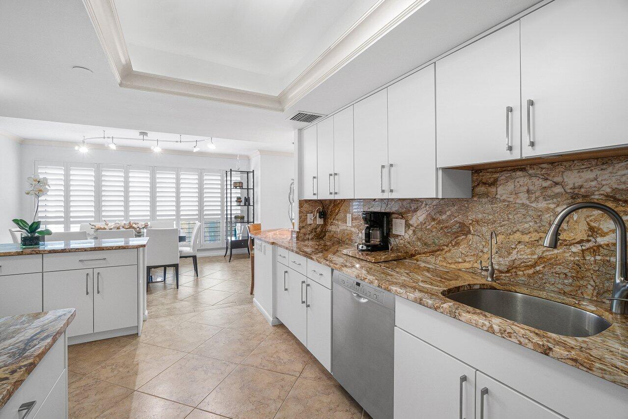 4001 N Ocean Boulevard 306 Property Photo 4