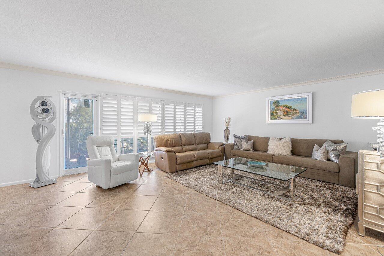 4001 N Ocean Boulevard 306 Property Photo 15