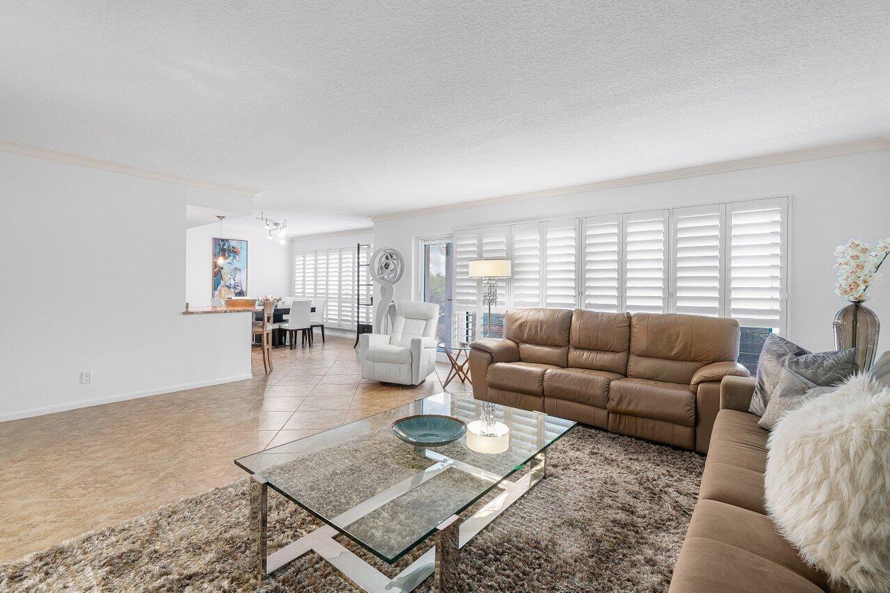 4001 N Ocean Boulevard 306 Property Photo 16