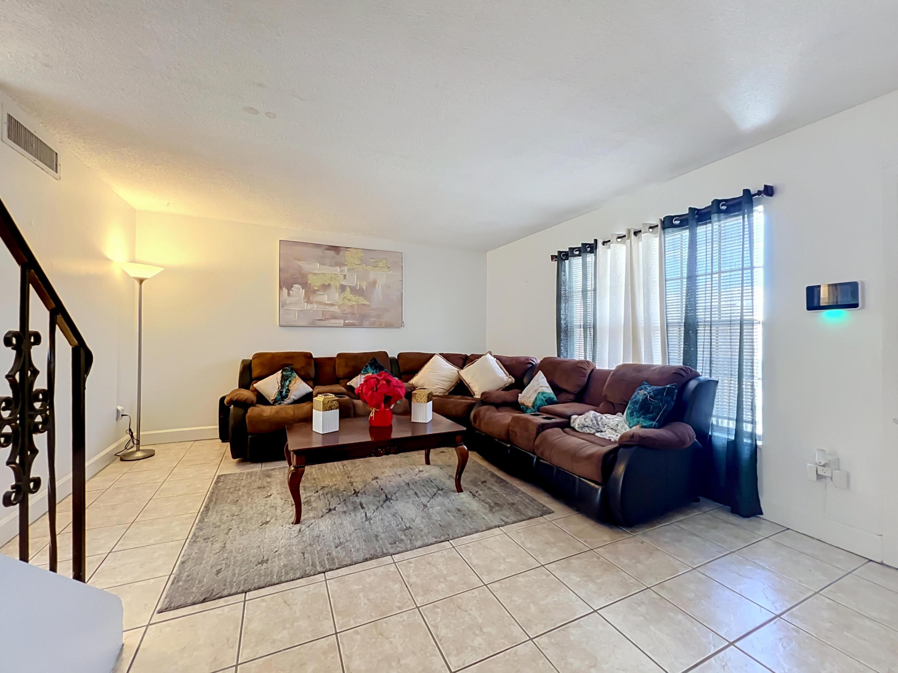 6091 Village Circle S 6091 Property Photo 10