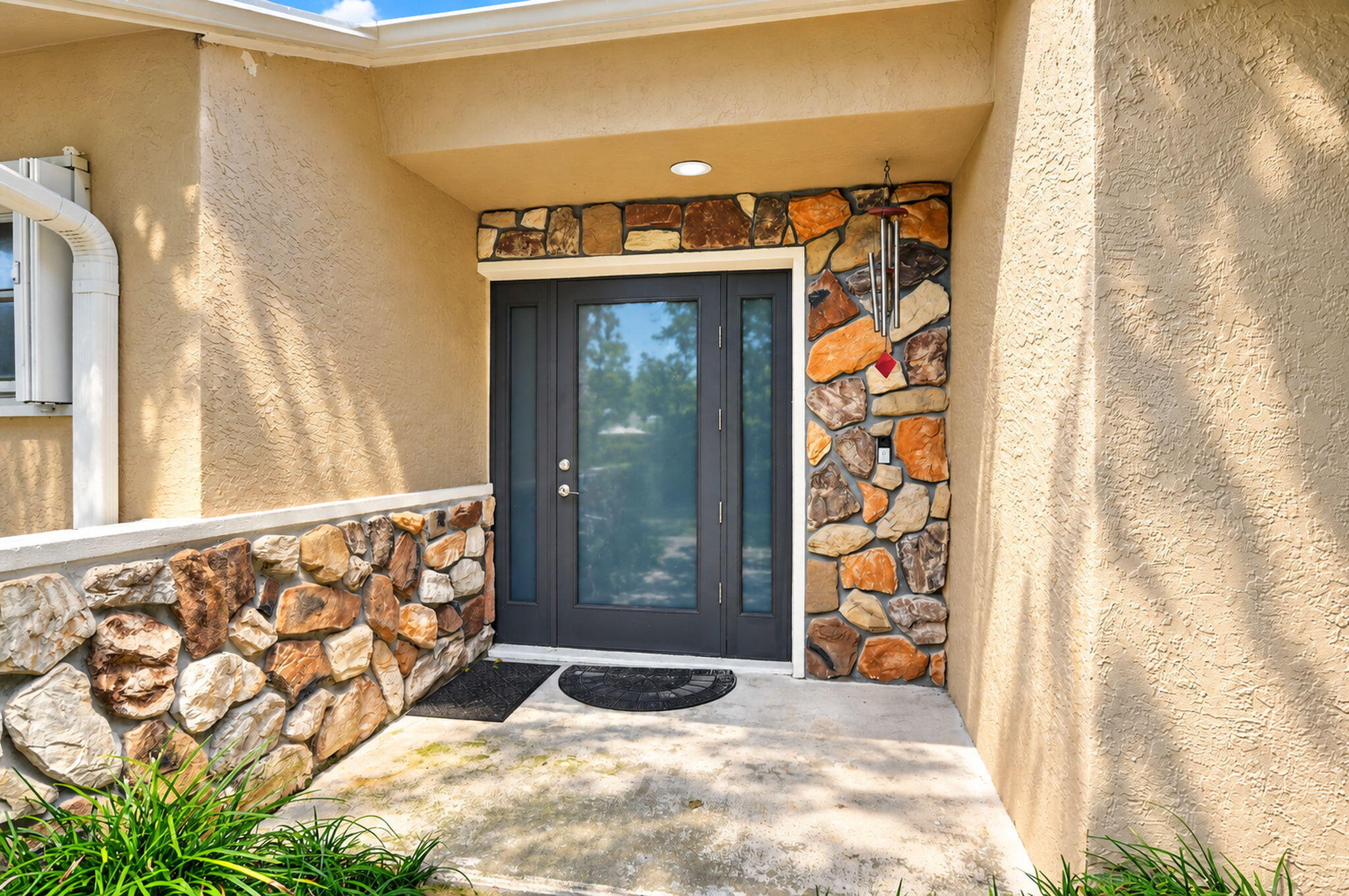 10356 Sunstream Lane Property Photo 7