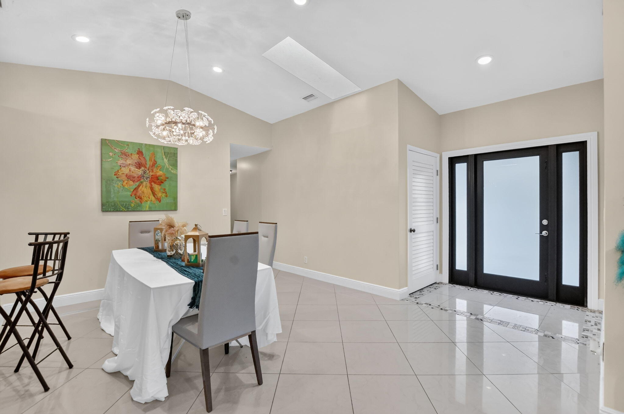10356 Sunstream Lane Property Photo 11