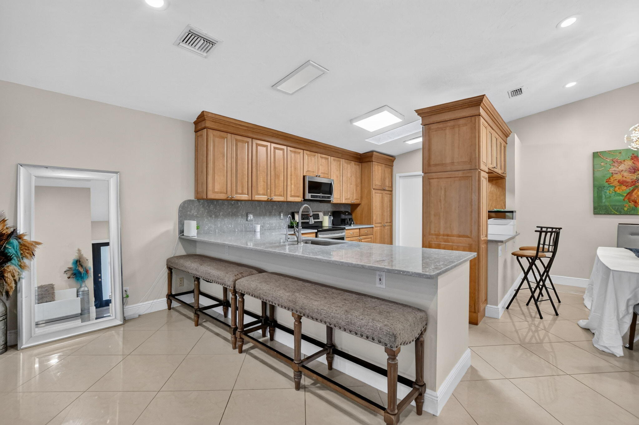 10356 Sunstream Lane Property Photo 12