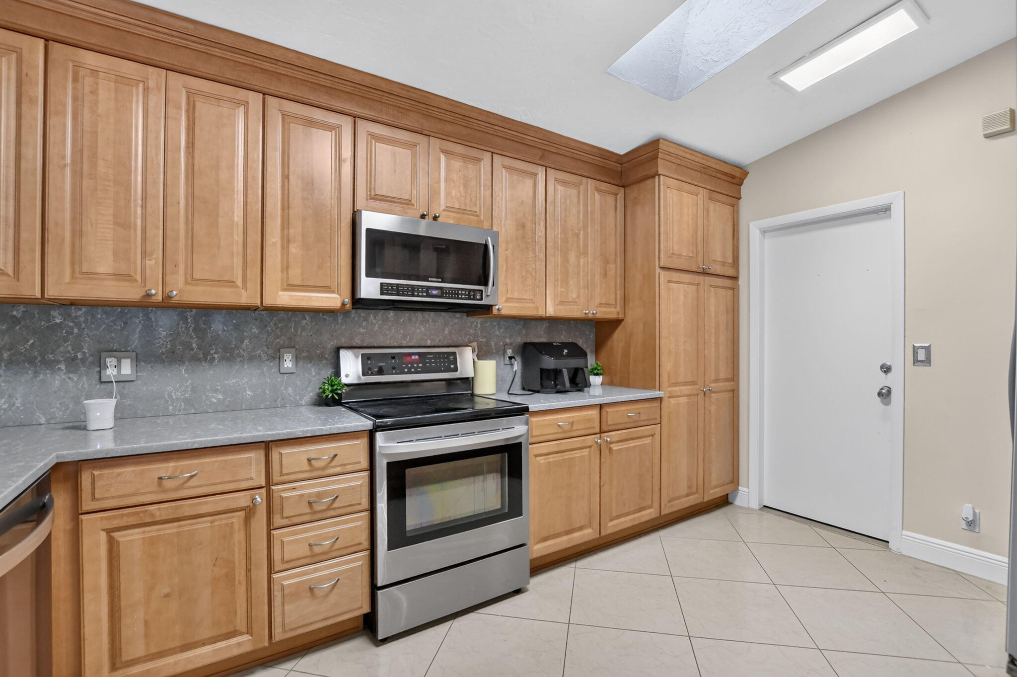 10356 Sunstream Lane Property Photo 14