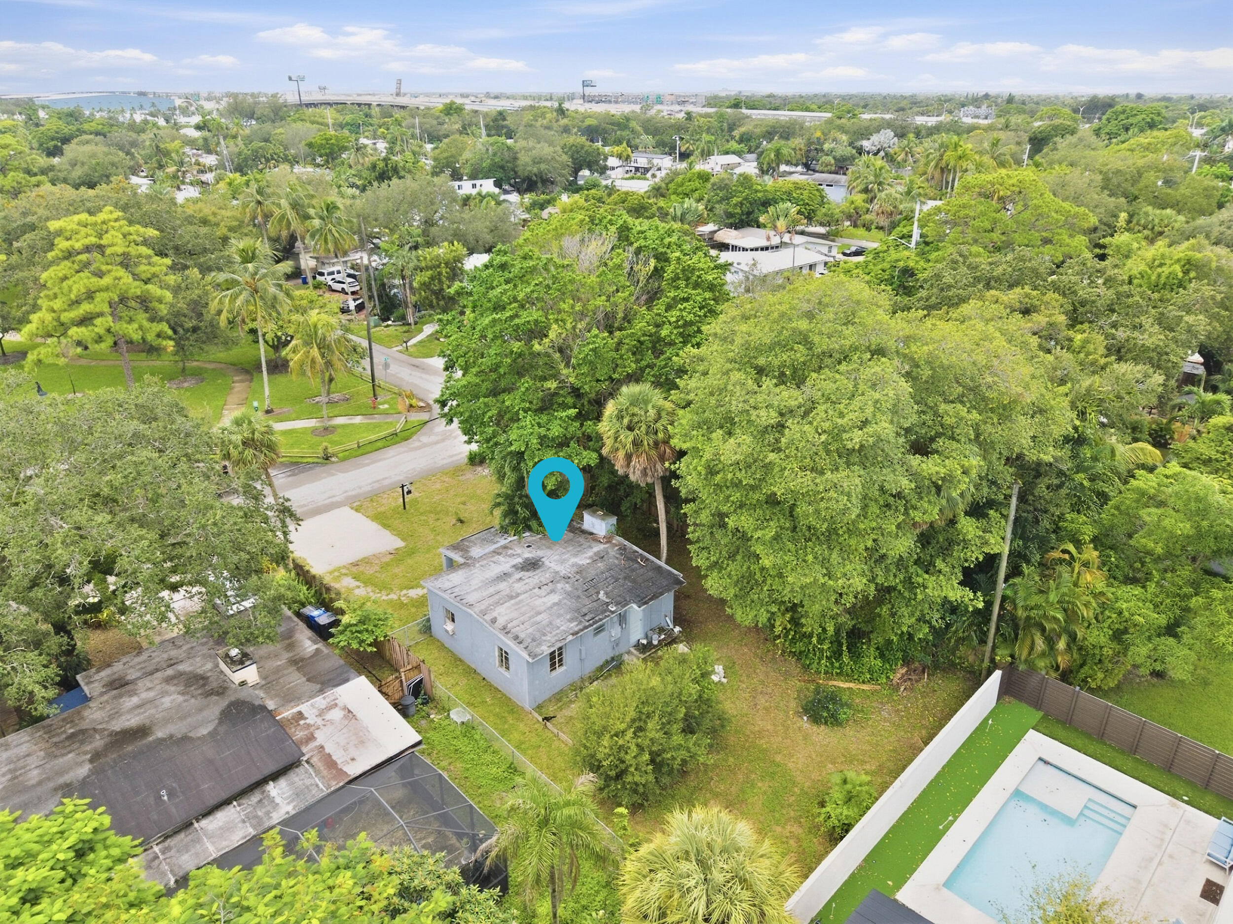 1725 Sw 14th Court Property Photo 16