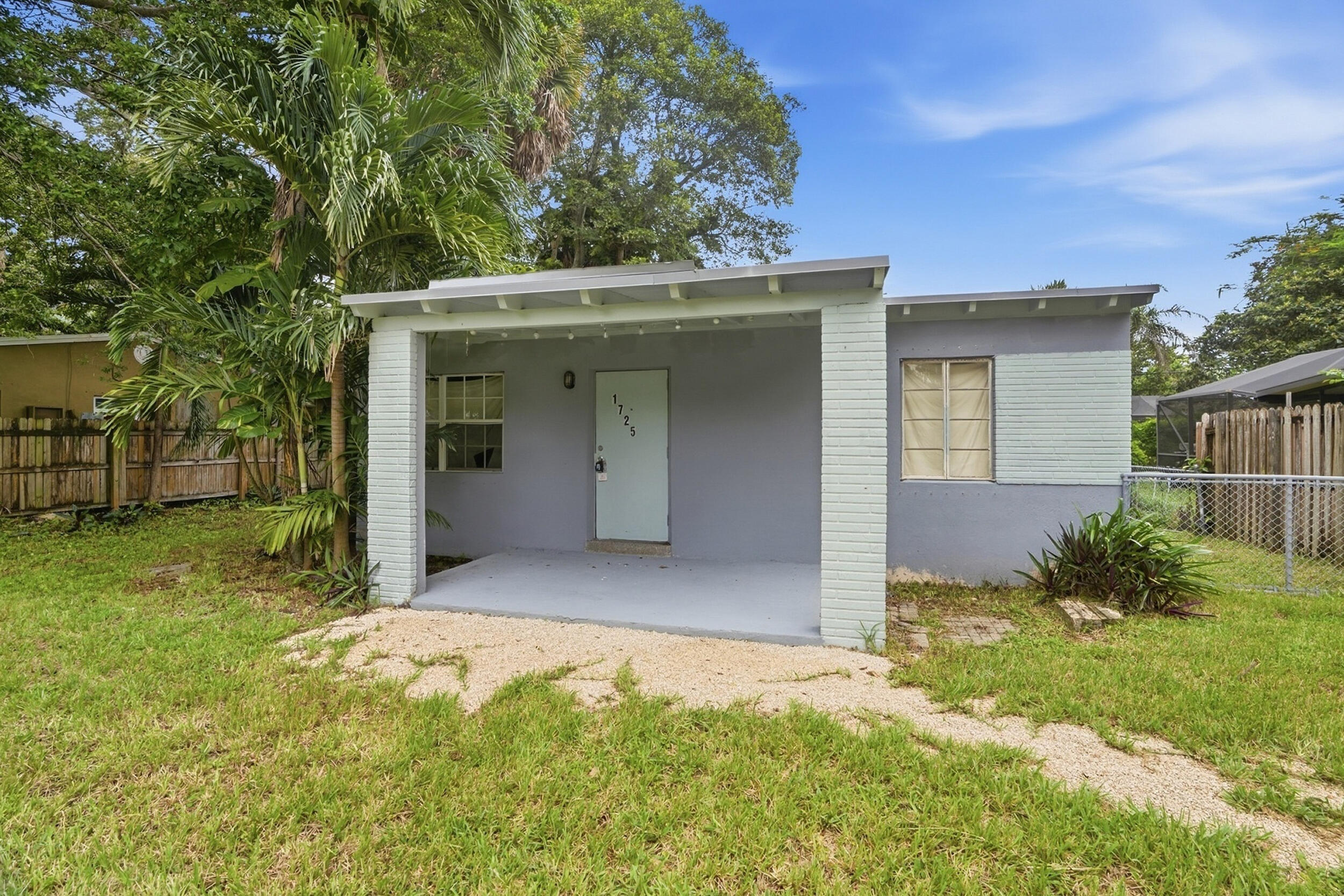 1725 Sw 14th Court Property Photo 18