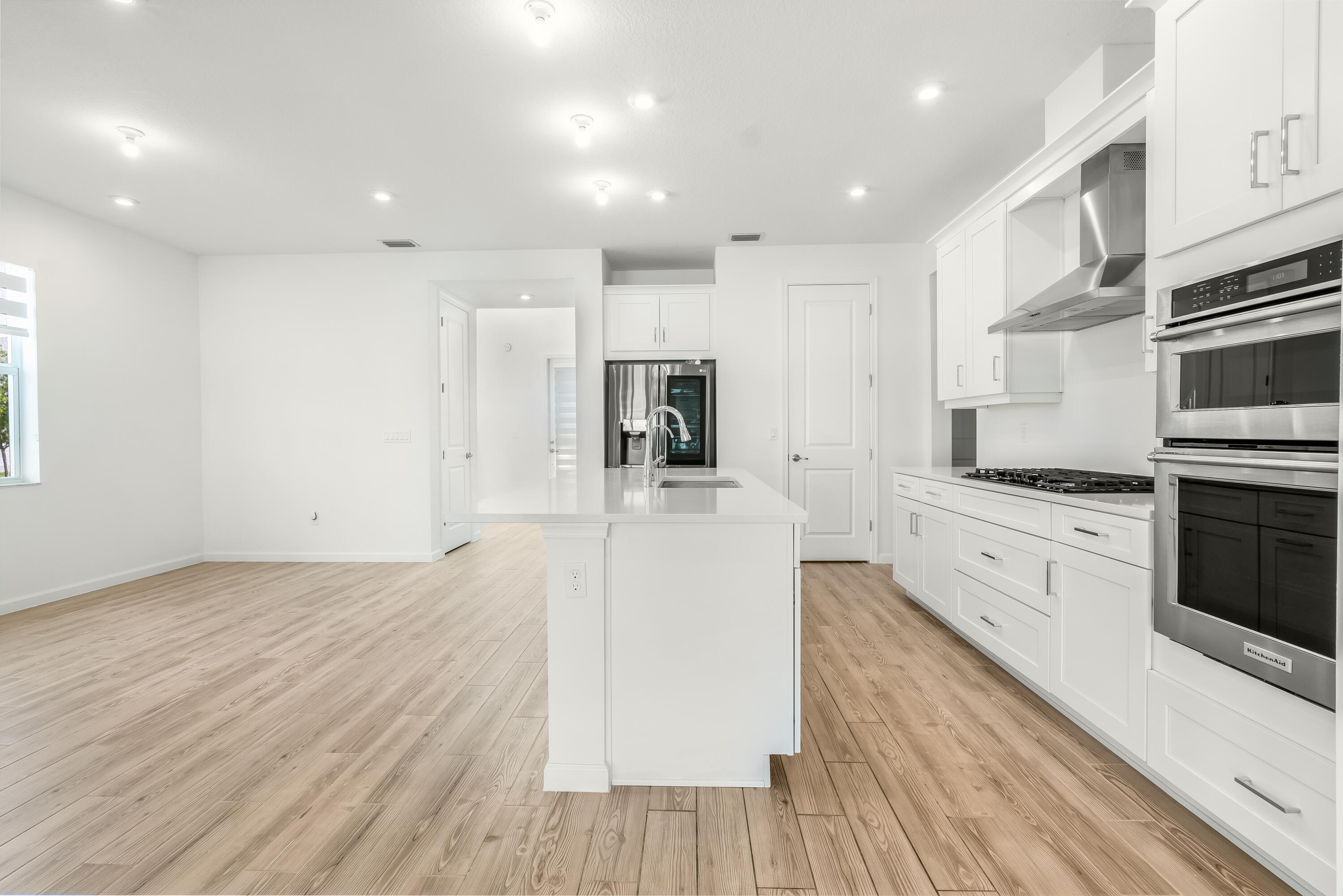 10638 Hensley Street Property Photo 16