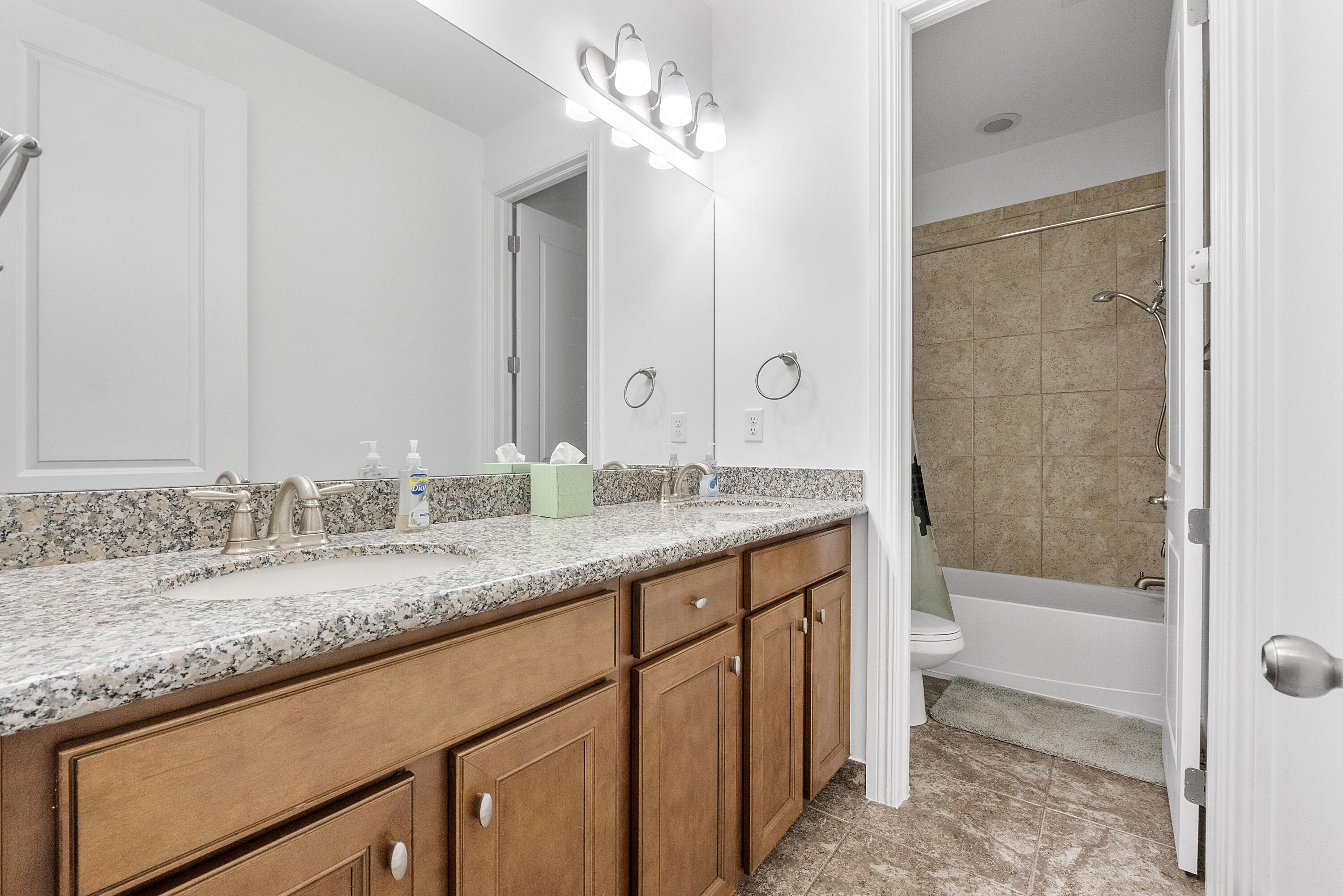 11425 Watercrest Circle E Property Photo 28