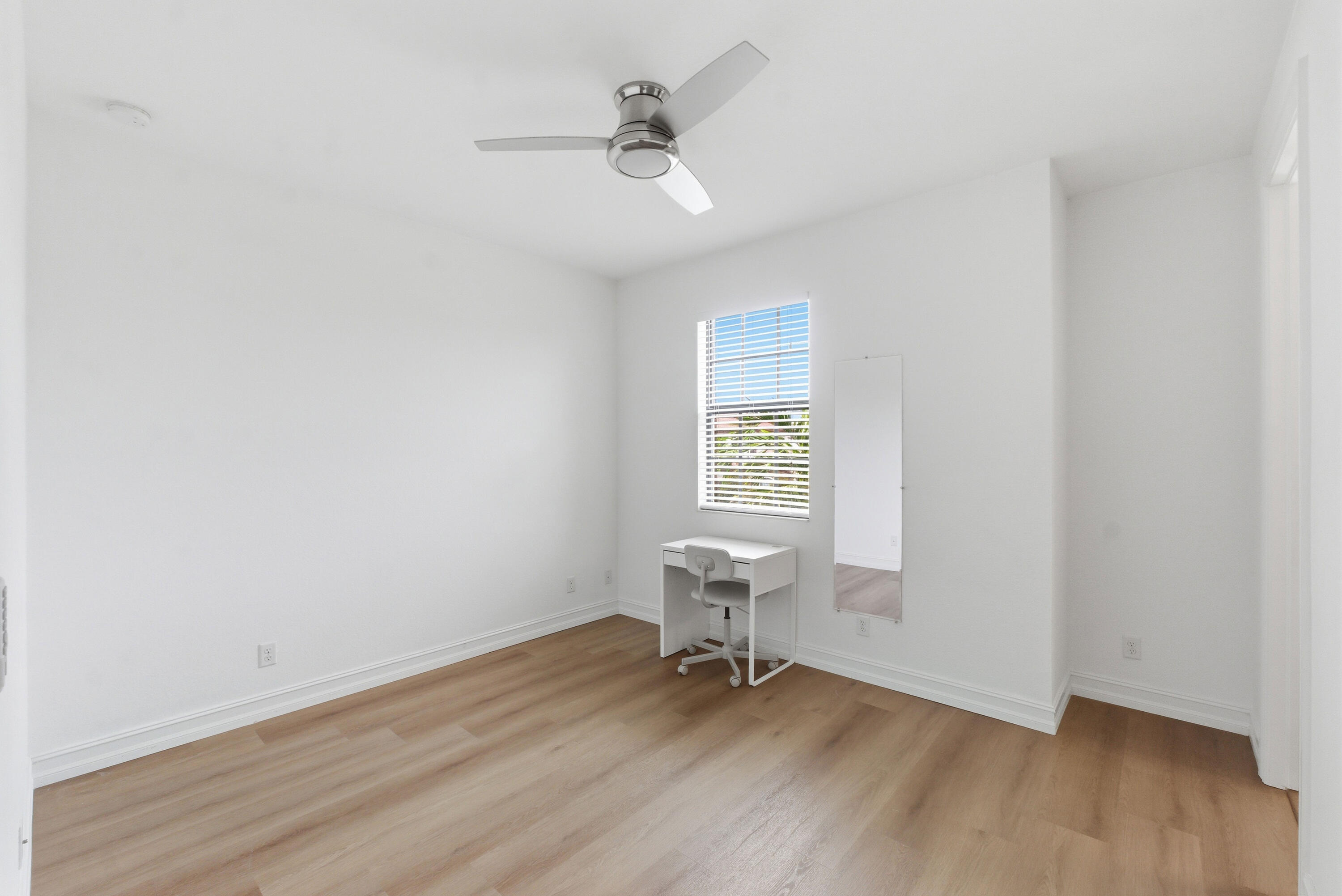 11425 Watercrest Circle E Property Photo 29