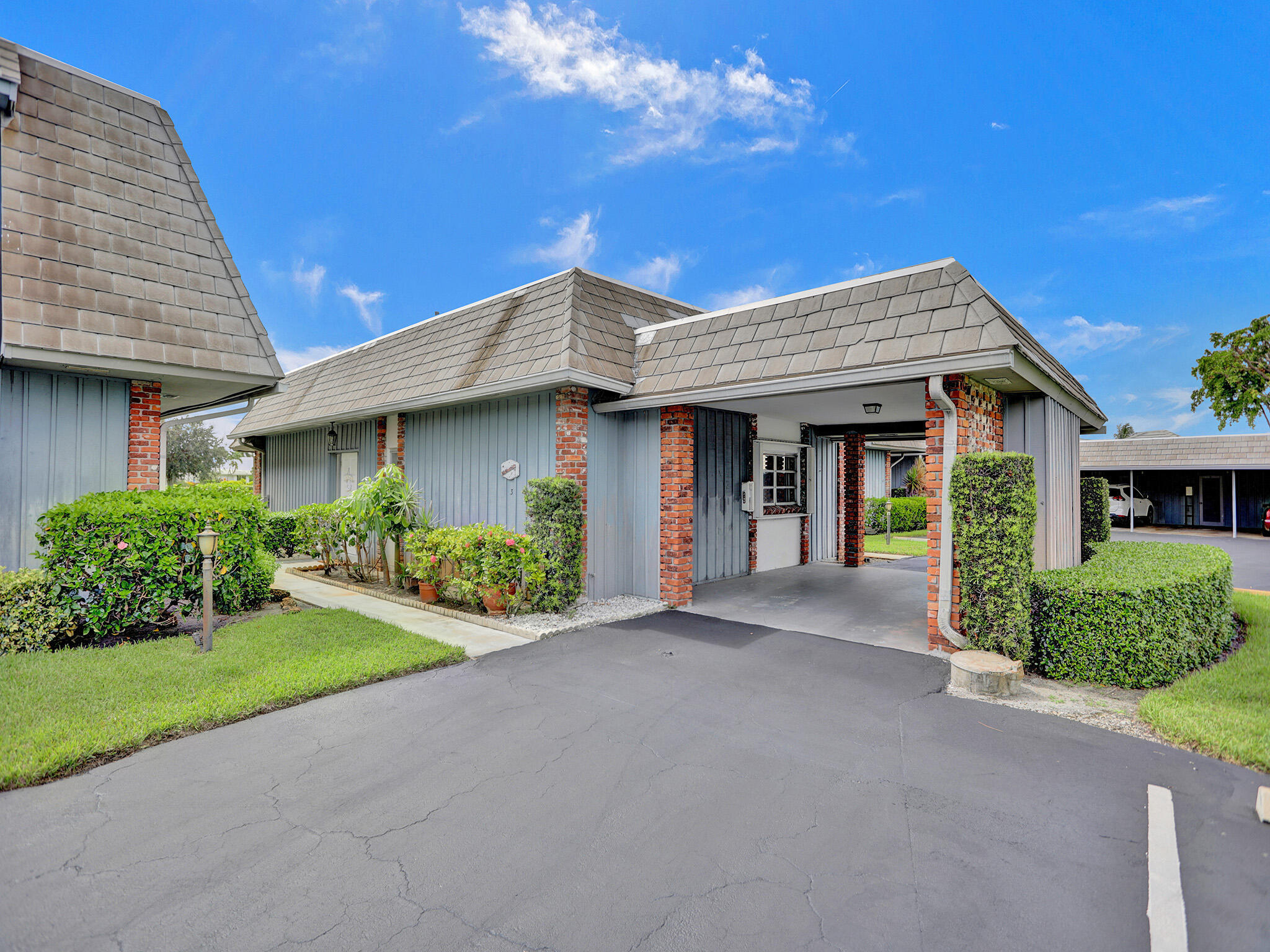 340 Orange Tree Drive 3 Property Photo 2