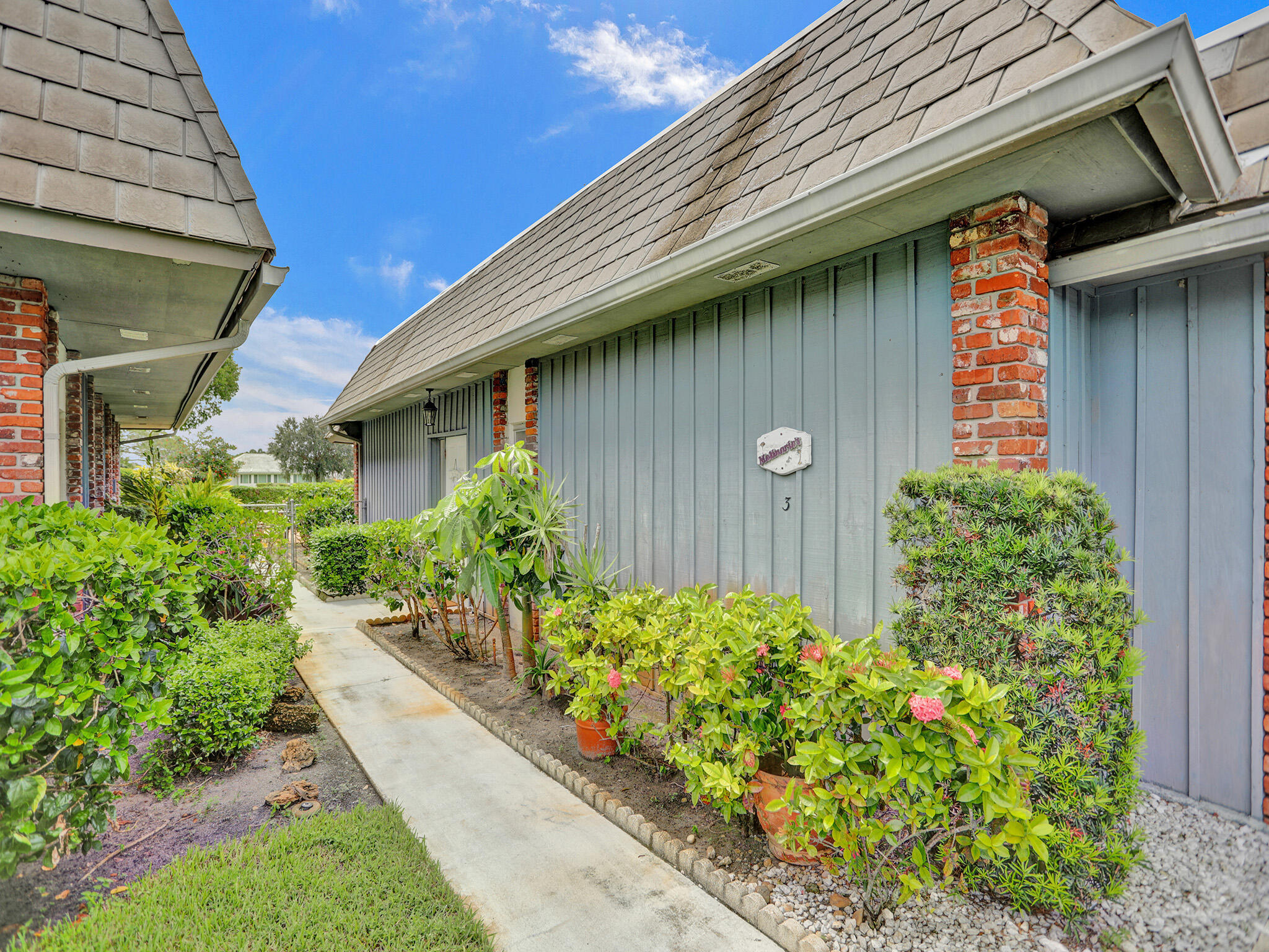 340 Orange Tree Drive 3 Property Photo 4