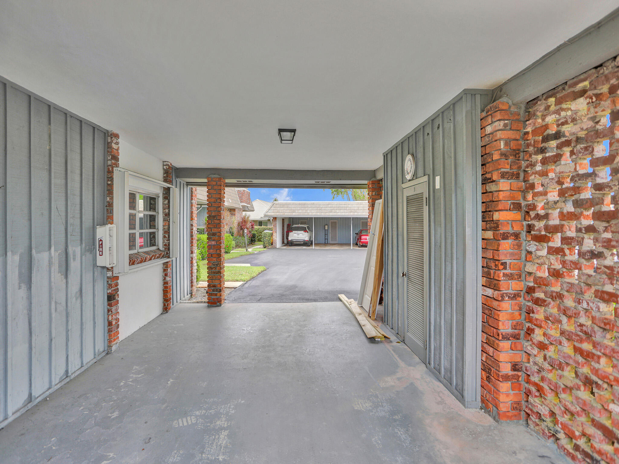 340 Orange Tree Drive 3 Property Photo 6