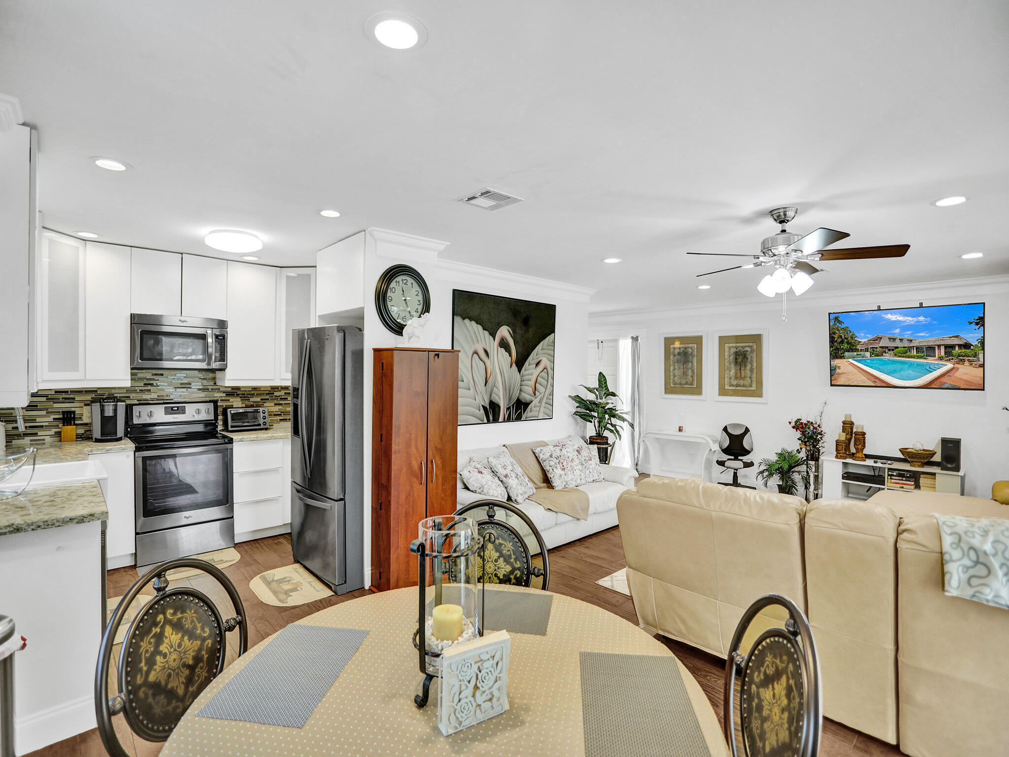 340 Orange Tree Drive 3 Property Photo 14