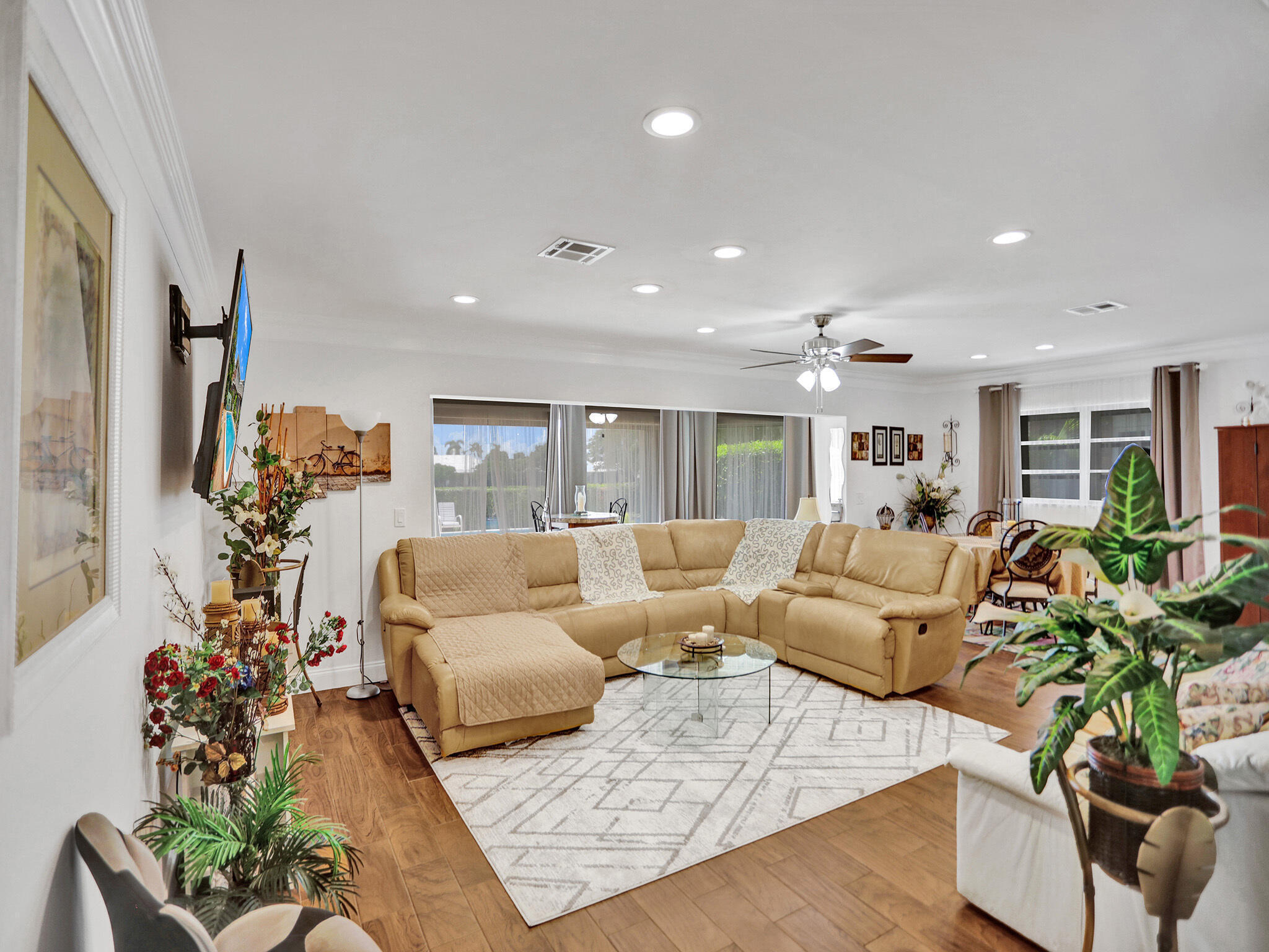 340 Orange Tree Drive 3 Property Photo 16