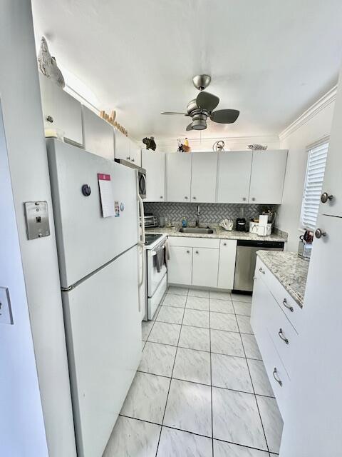 14 Fanshaw A Property Photo 2
