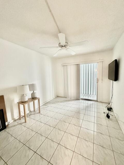 14 Fanshaw A Property Photo 6
