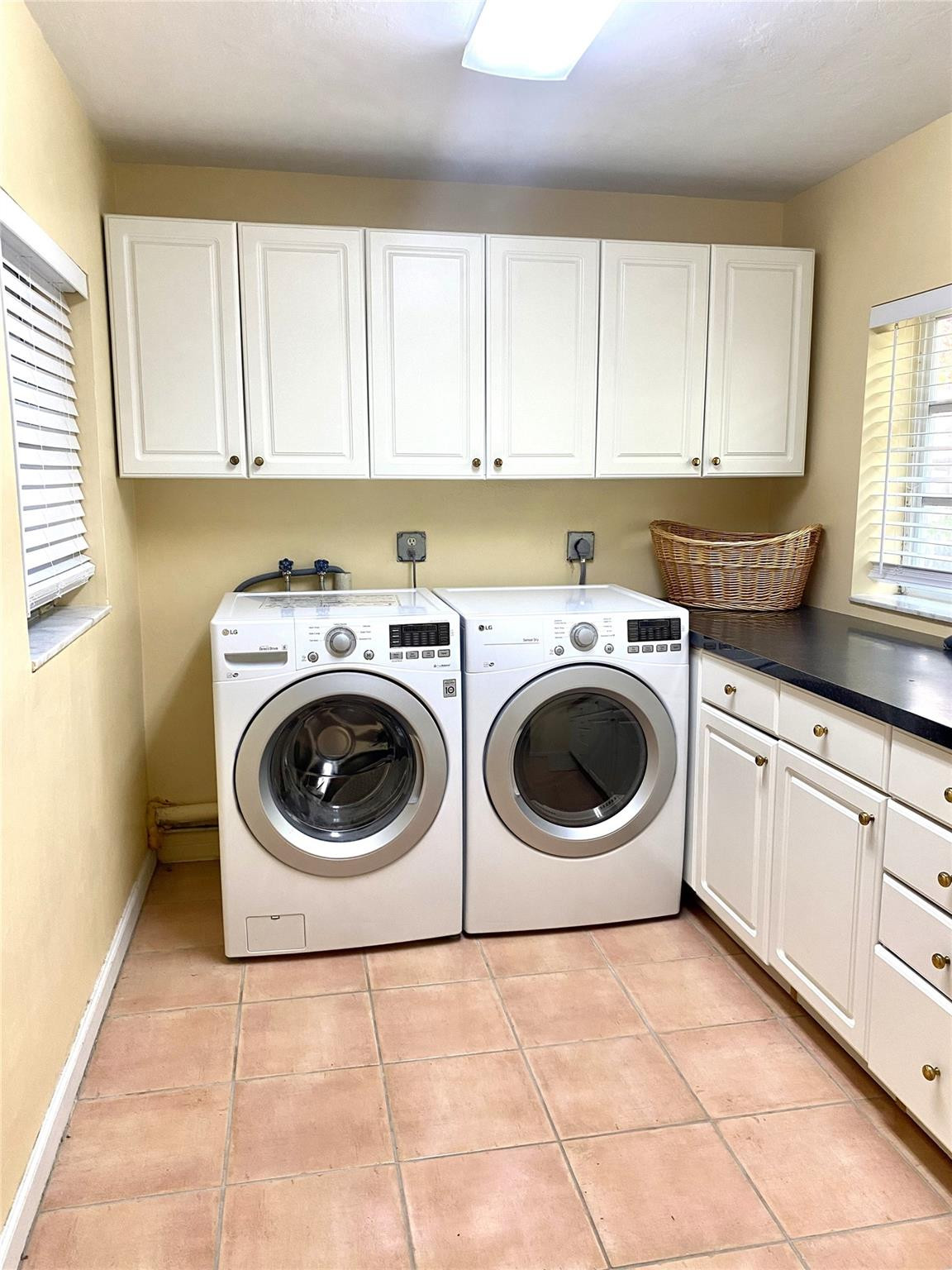 1612 E Lake Drive Property Photo 22