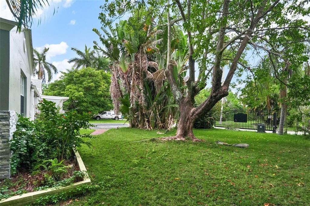 617 Lakeside Harbor Property Photo 16