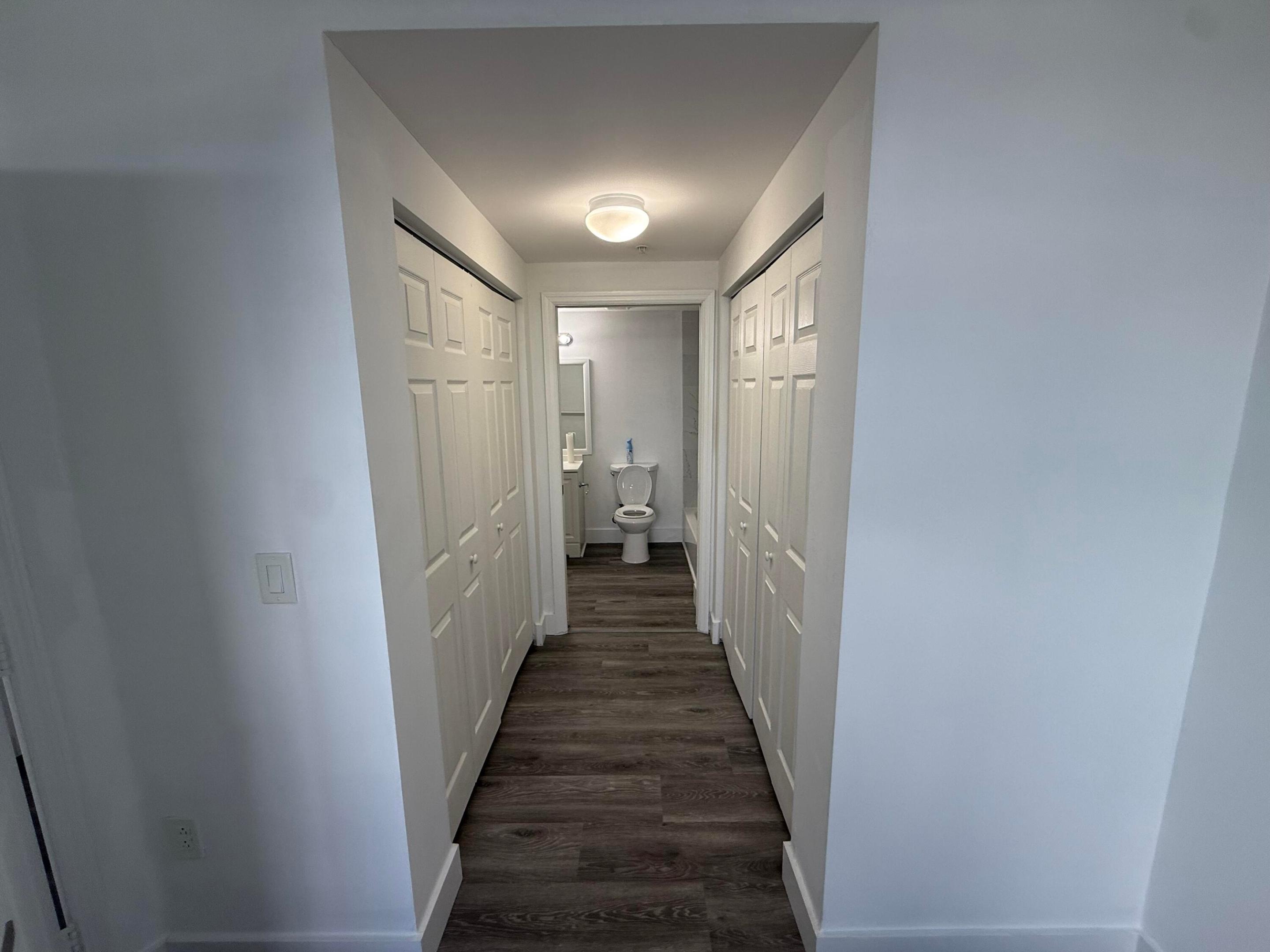 215 Sw 42nd Avenue 601 Property Photo 13
