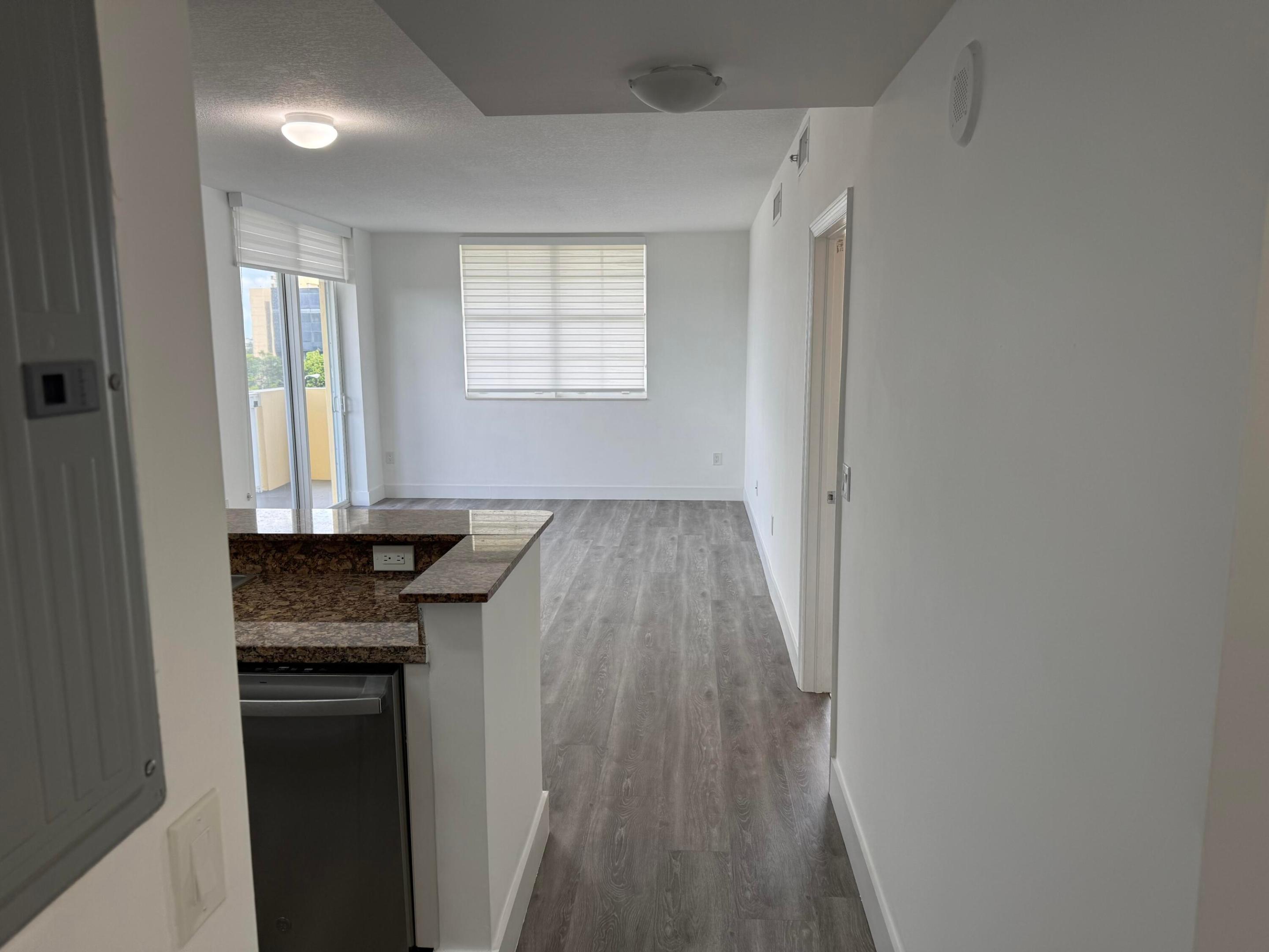 215 Sw 42nd Avenue 601 Property Photo 14