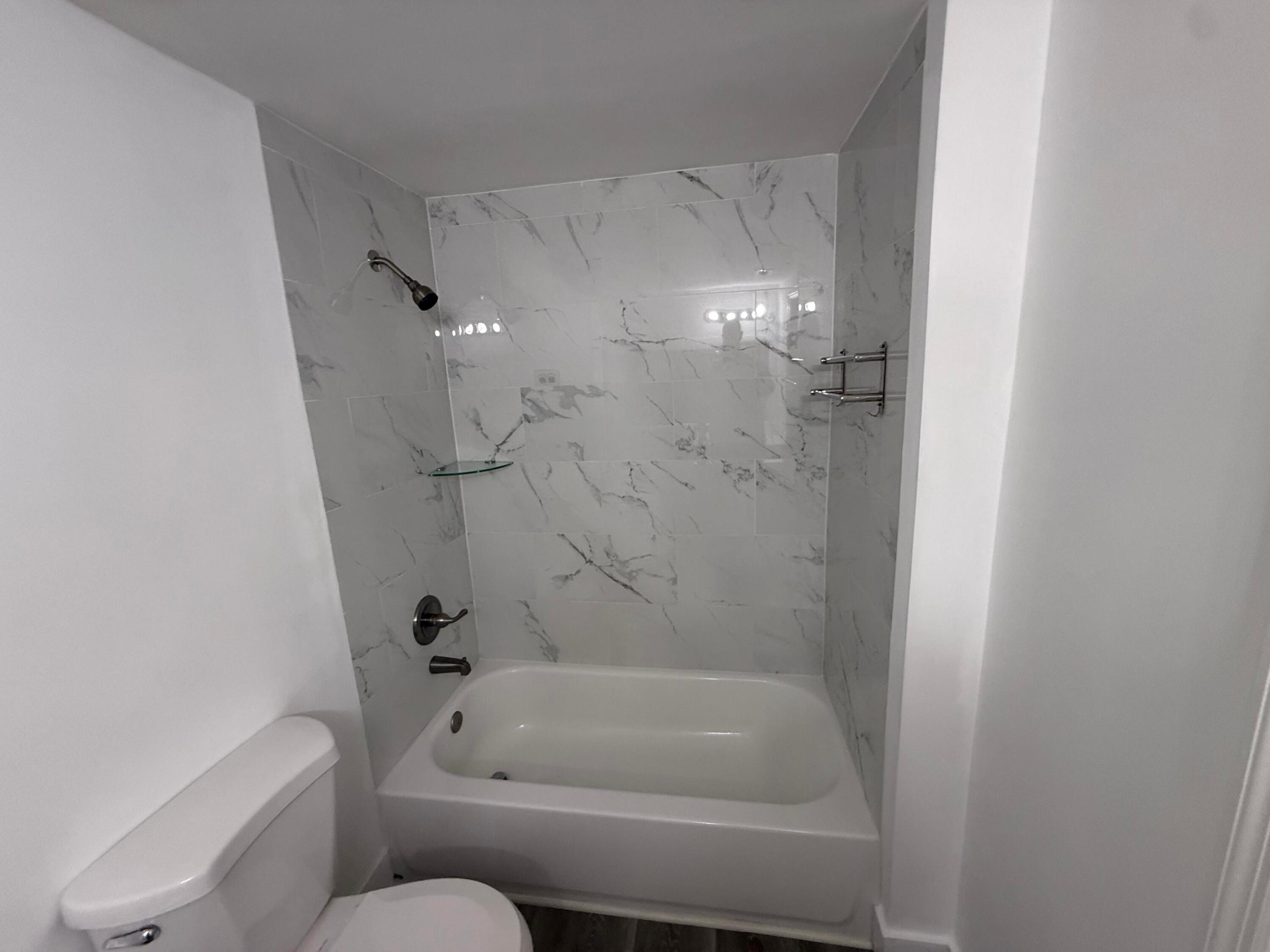 215 Sw 42nd Avenue 601 Property Photo 22