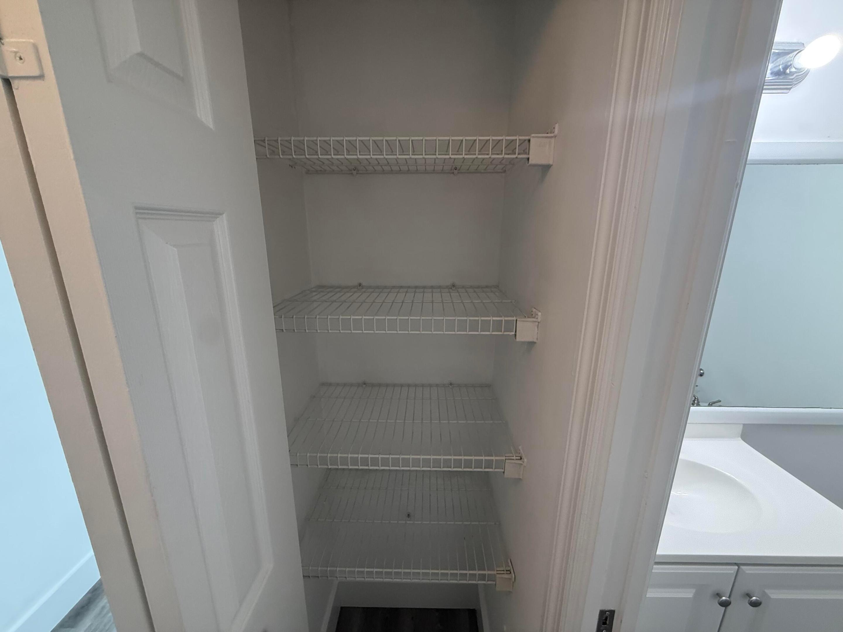 215 Sw 42nd Avenue 601 Property Photo 24
