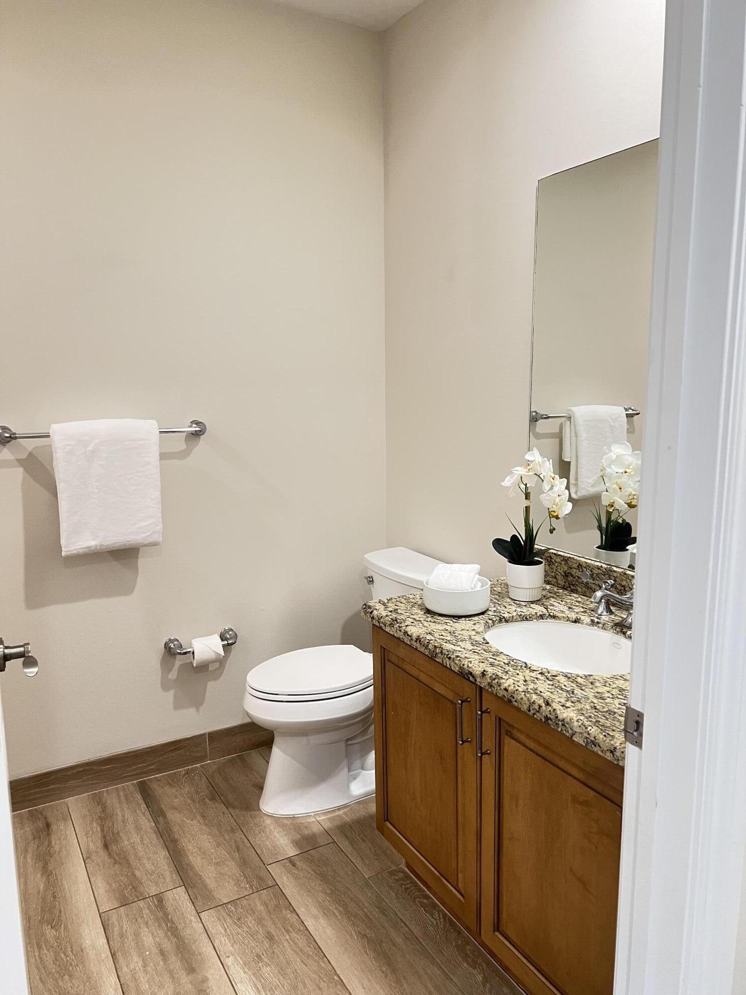 803 Estancia Way Property Photo 4