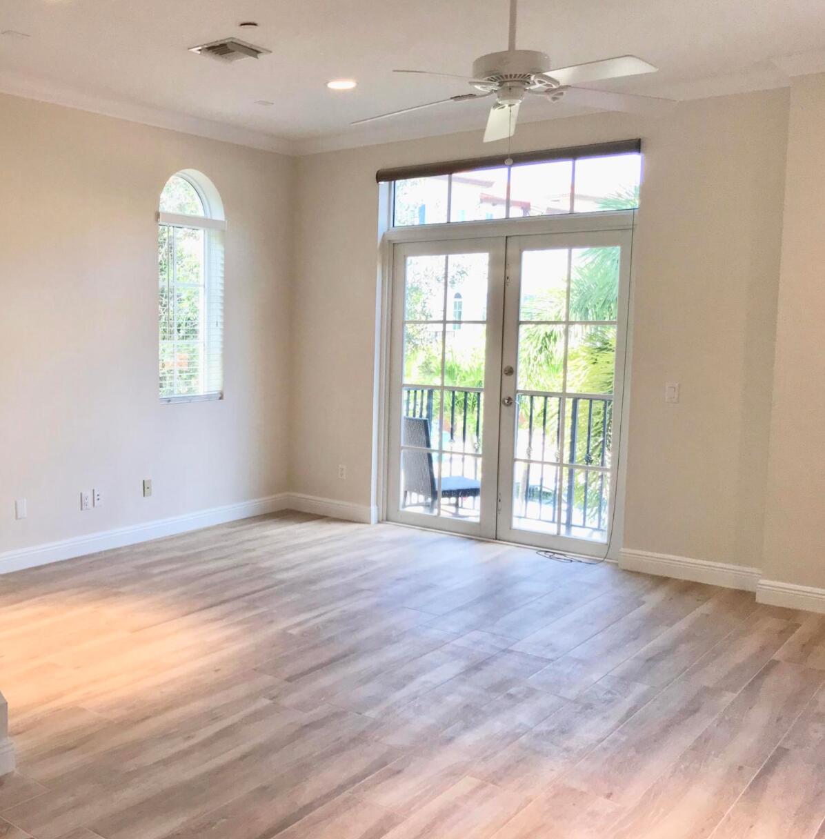 803 Estancia Way Property Photo 8