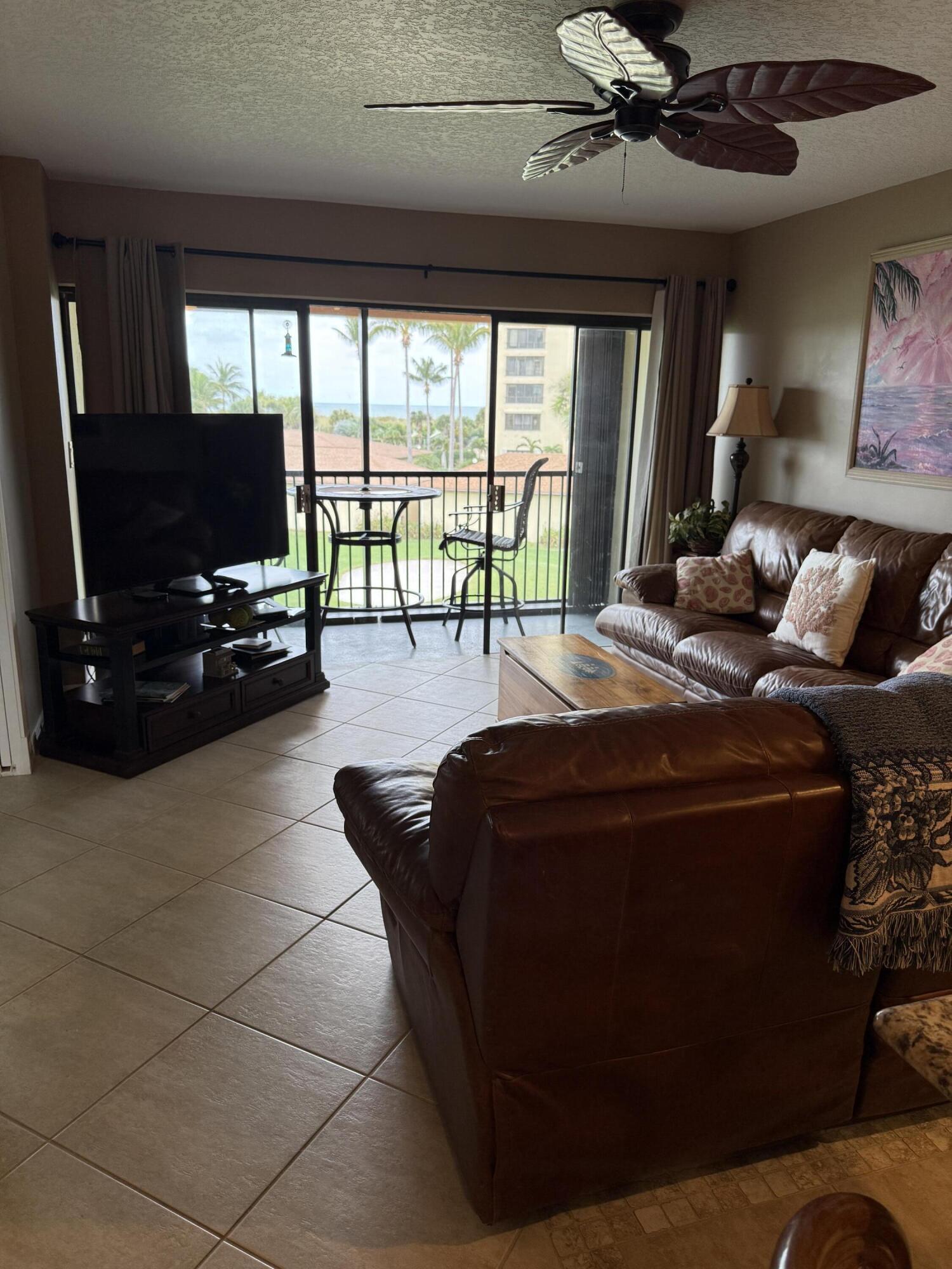 2400 S Ocean Drive S 1034 Property Photo 8