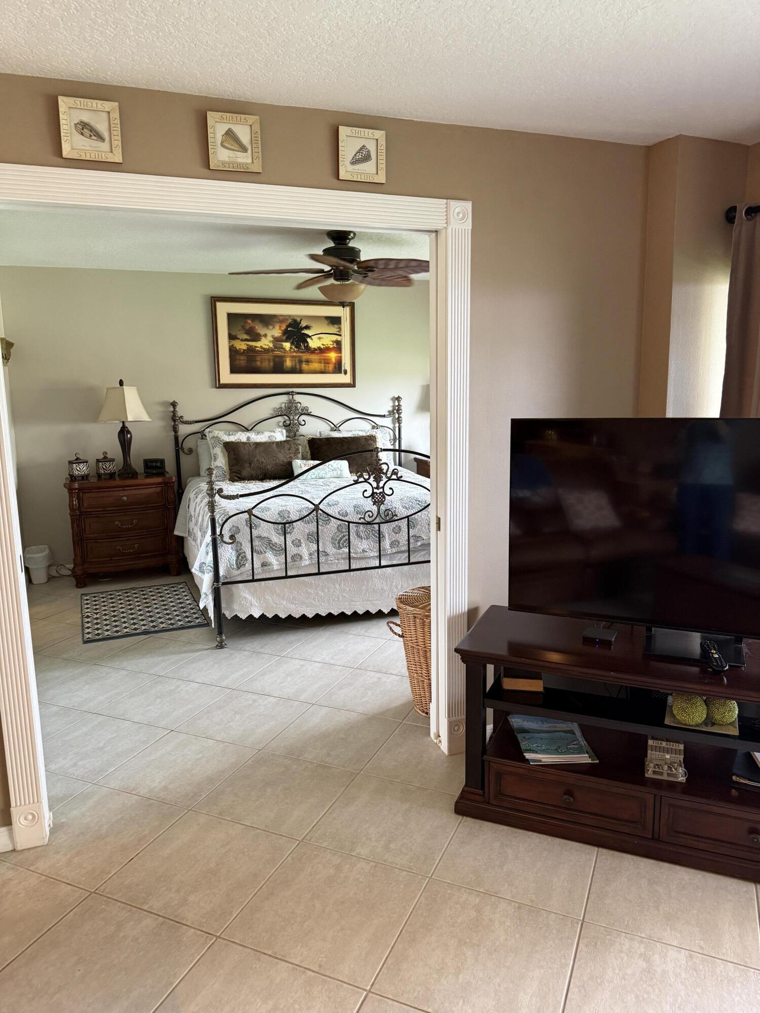 2400 S Ocean Drive S 1034 Property Photo 15