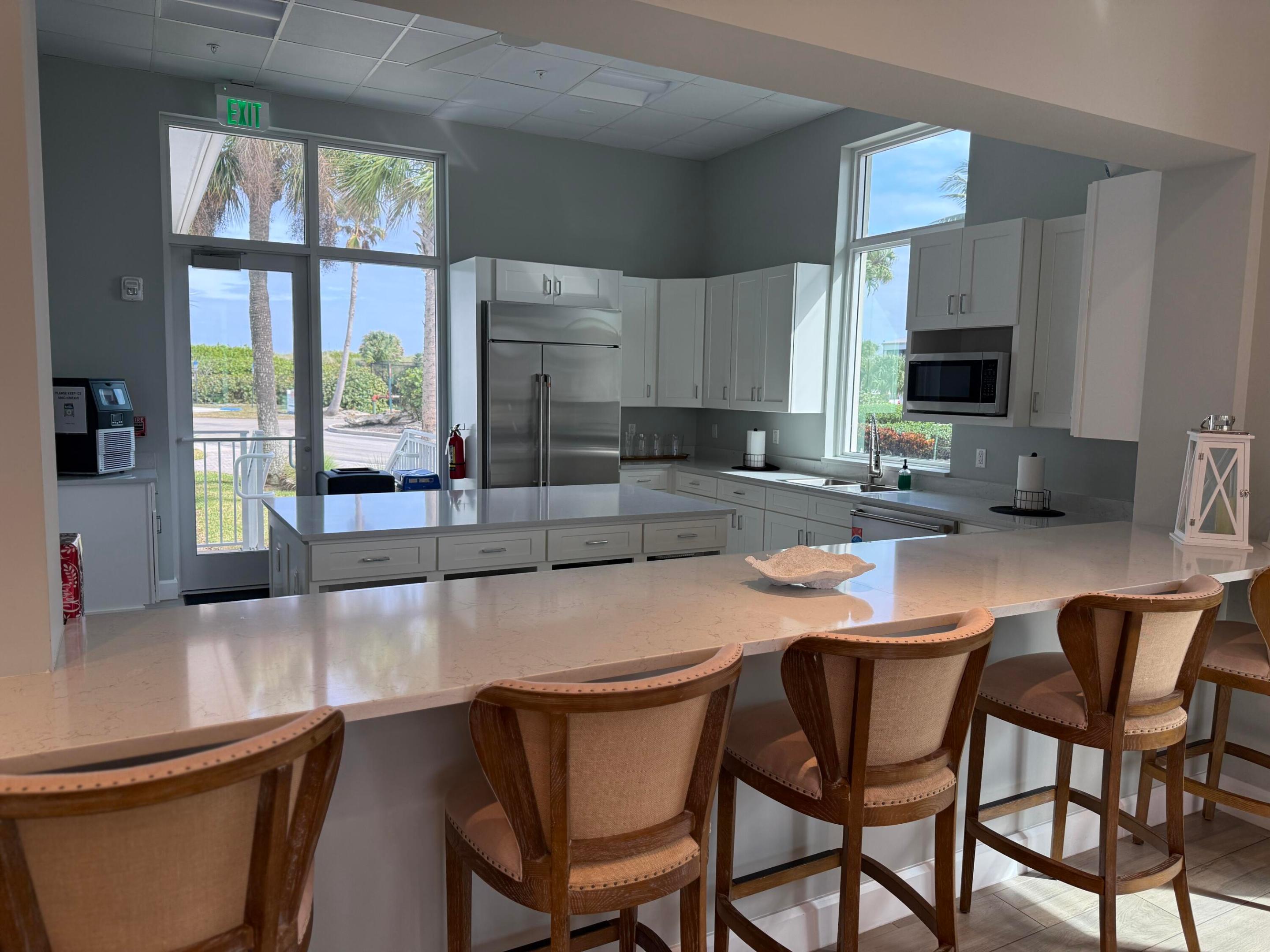 2400 S Ocean Drive S 1034 Property Photo 45