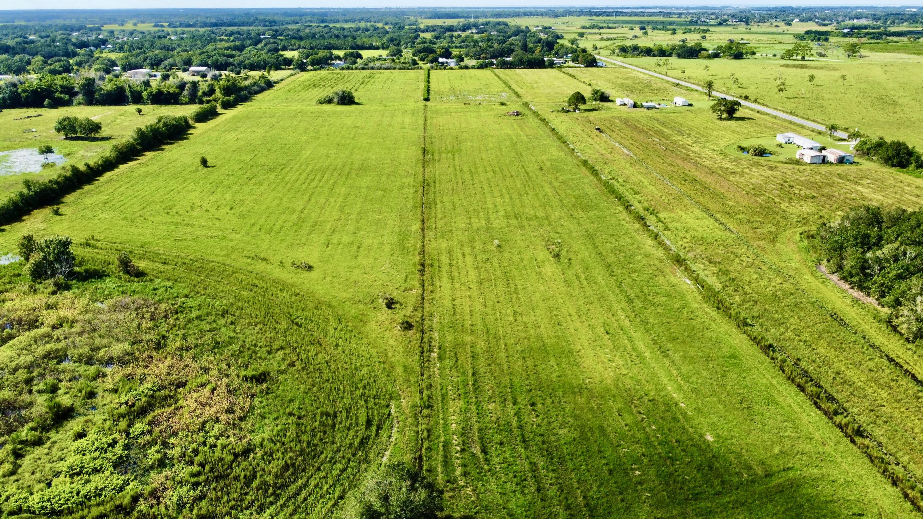 2258 Starns Loop Road Property Photo 8
