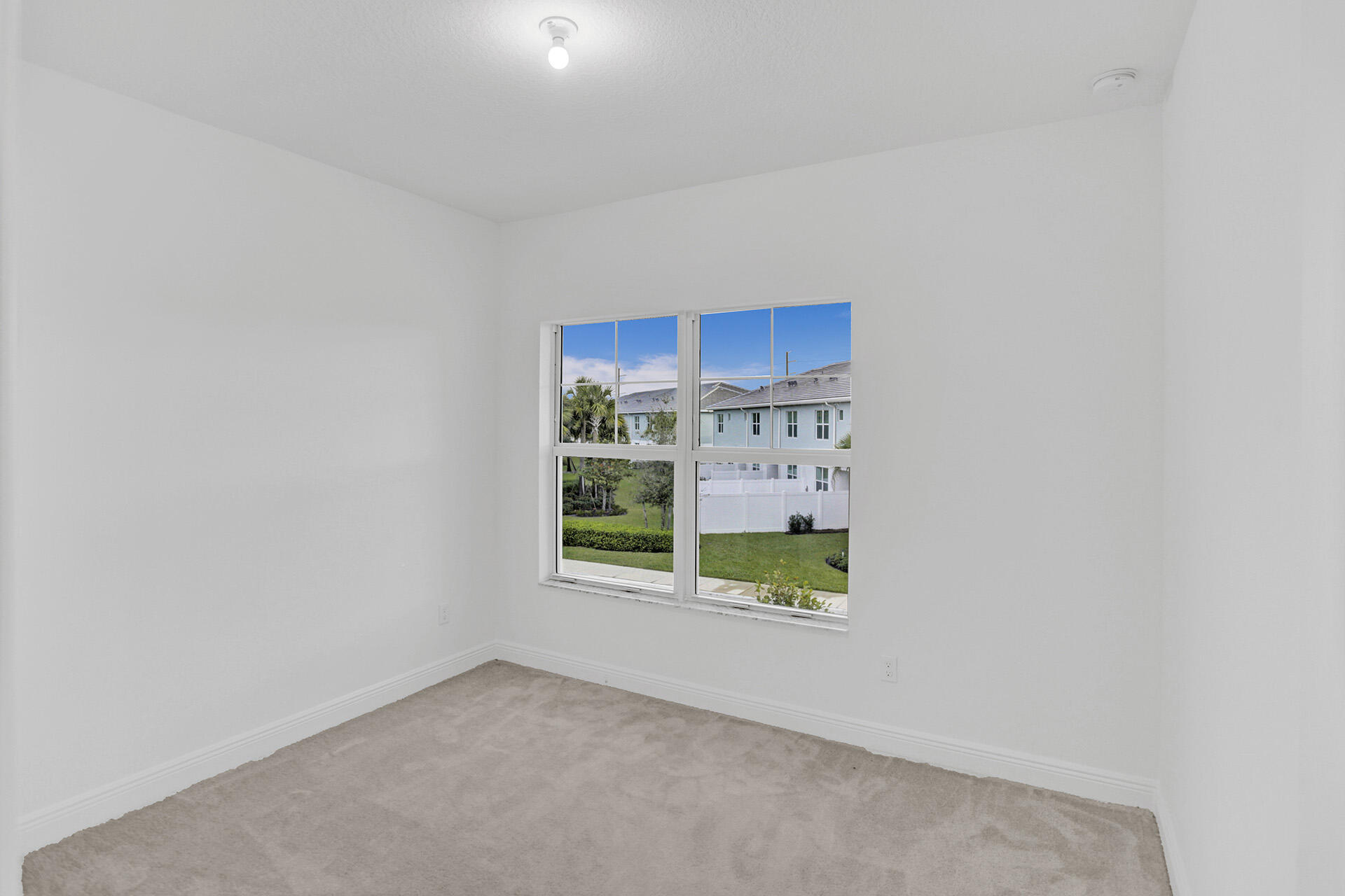 585 Sanderling Circle Property Photo 38