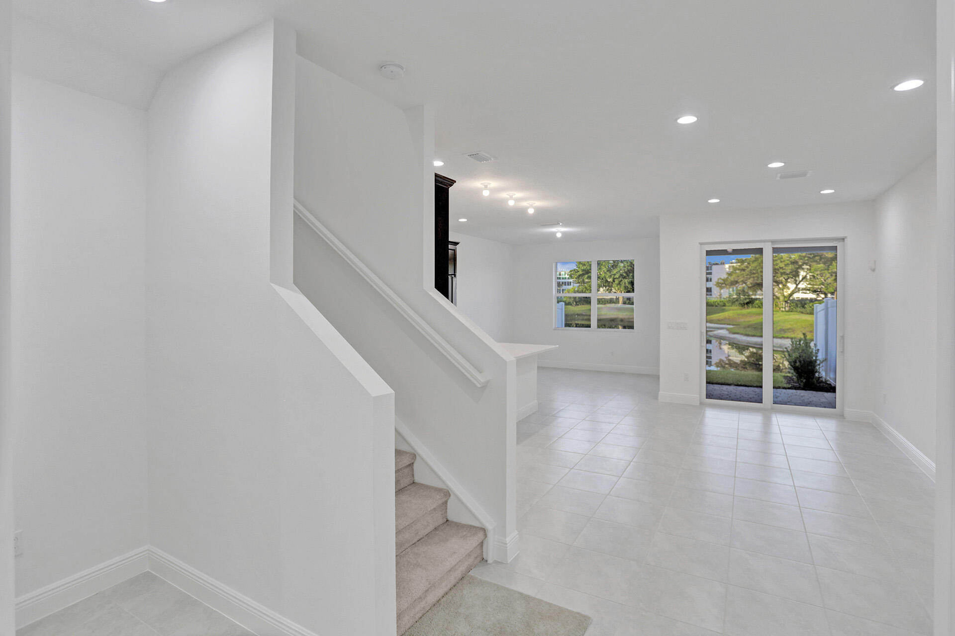 585 Sanderling Circle Property Photo 46